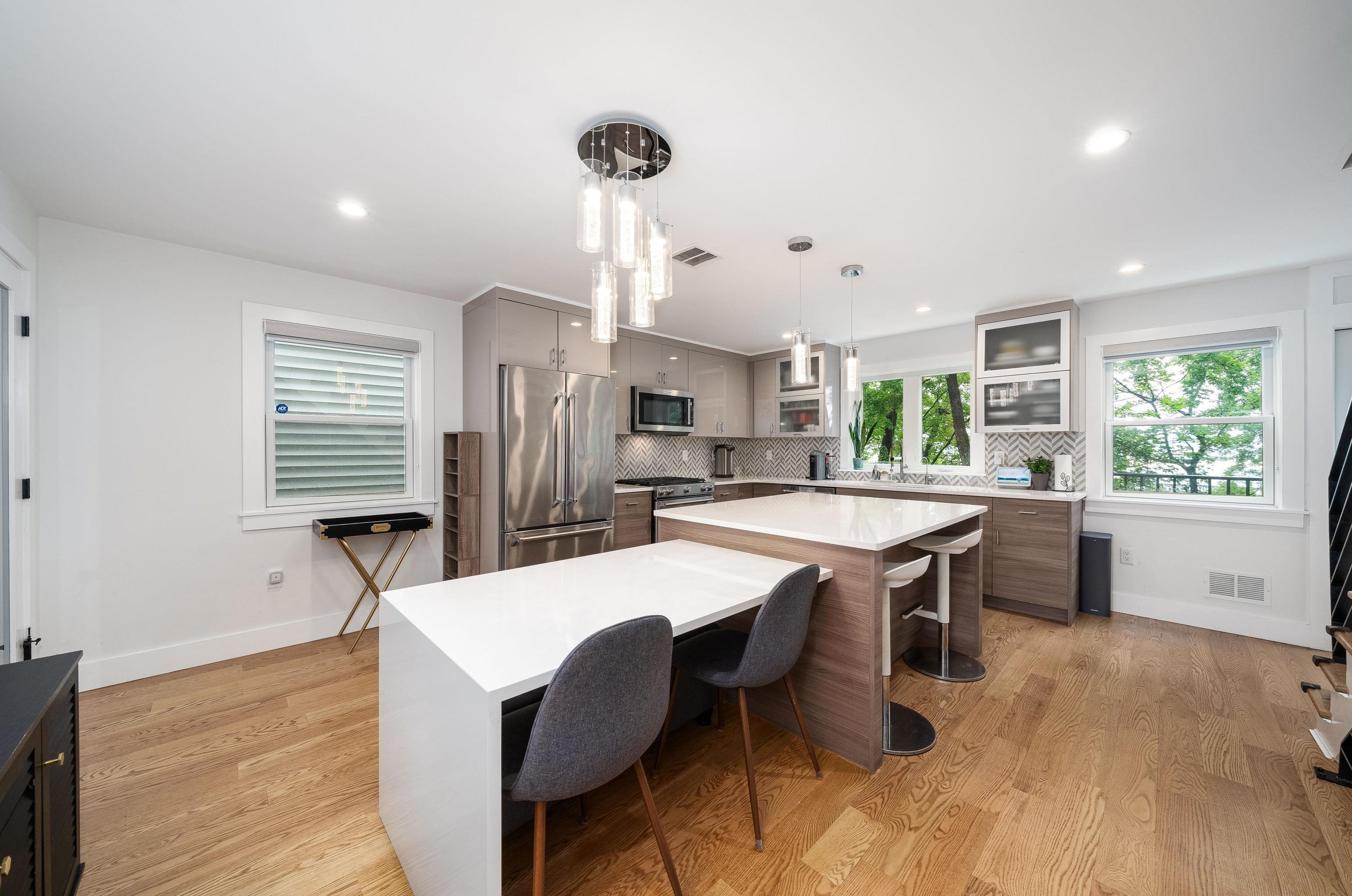193 Terrace Ave #1, Jersey City, NJ 07307