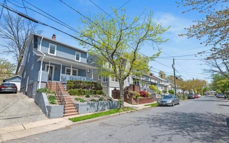 51 Hughes St, Maplewood, NJ 07040
