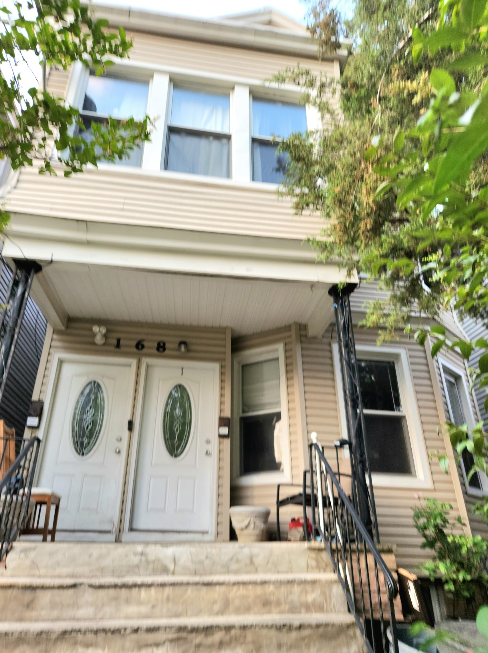 168 Carteret Ave #1, Jersey City, NJ 07305