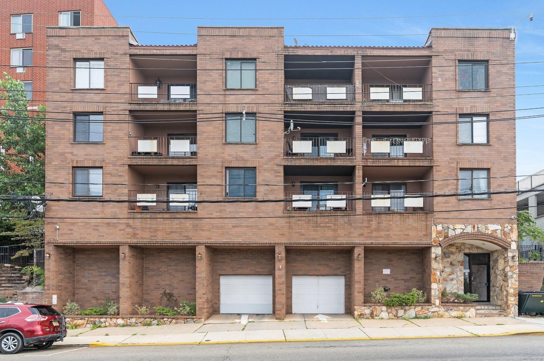 1906 Paterson Plank Rd #2d, North Bergen, NJ