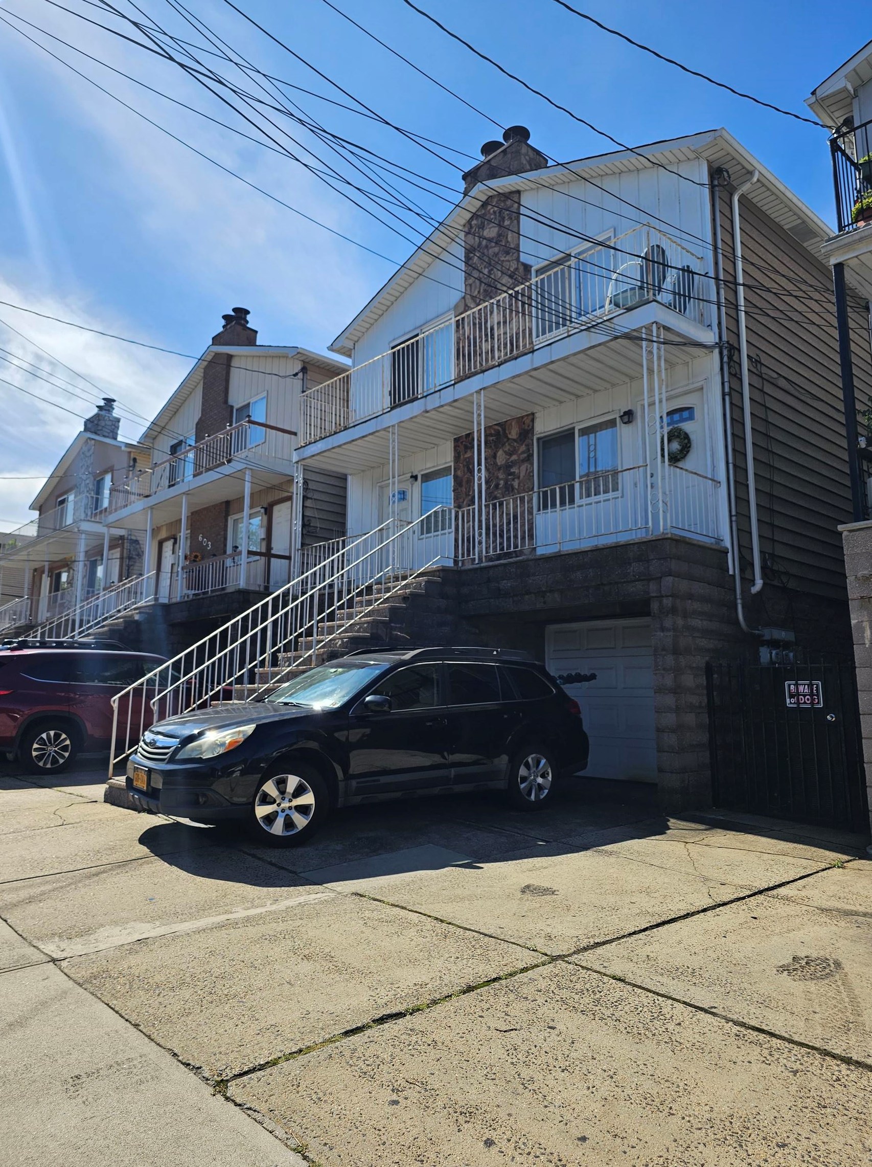 605 65th St, West New York, NJ 07093-5303