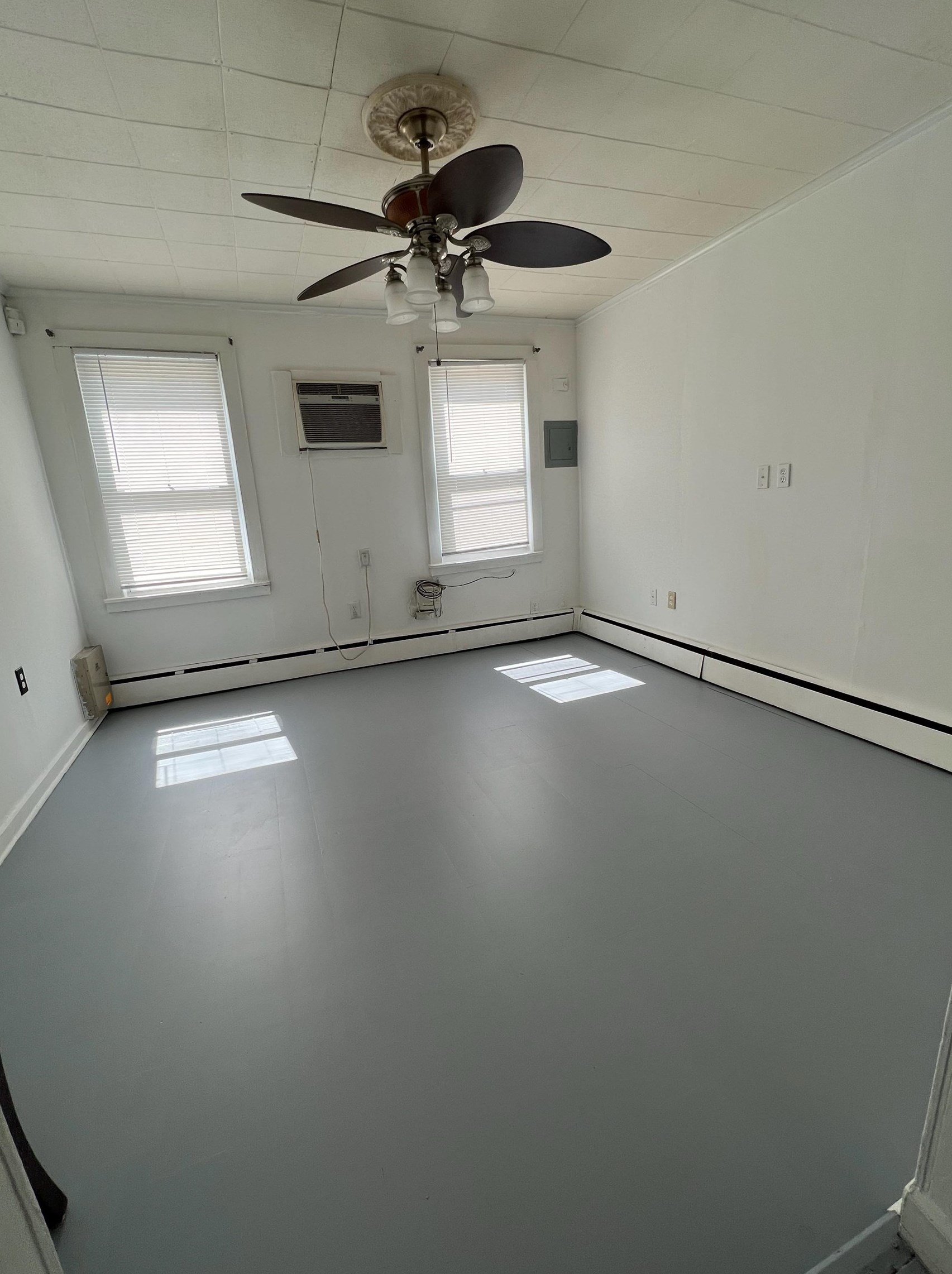 36 Leonard St, Jersey City NJ  07307-2524 exterior