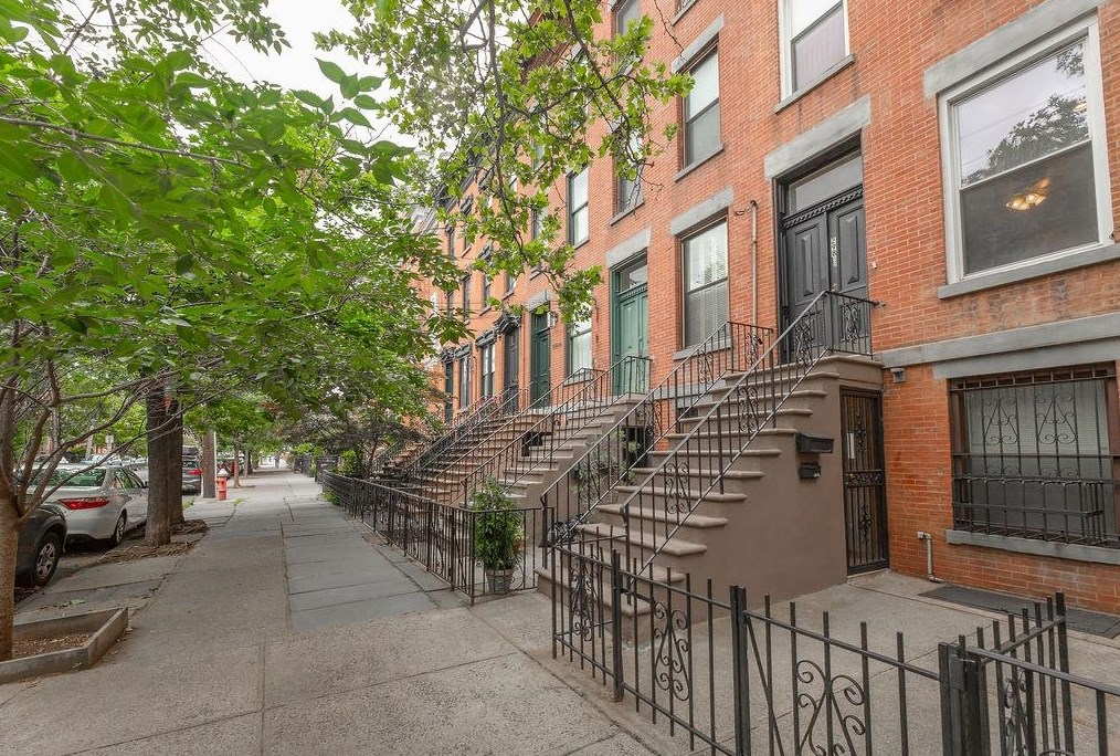 298 Pavonia Ave, Jersey City, NJ 07302-1504