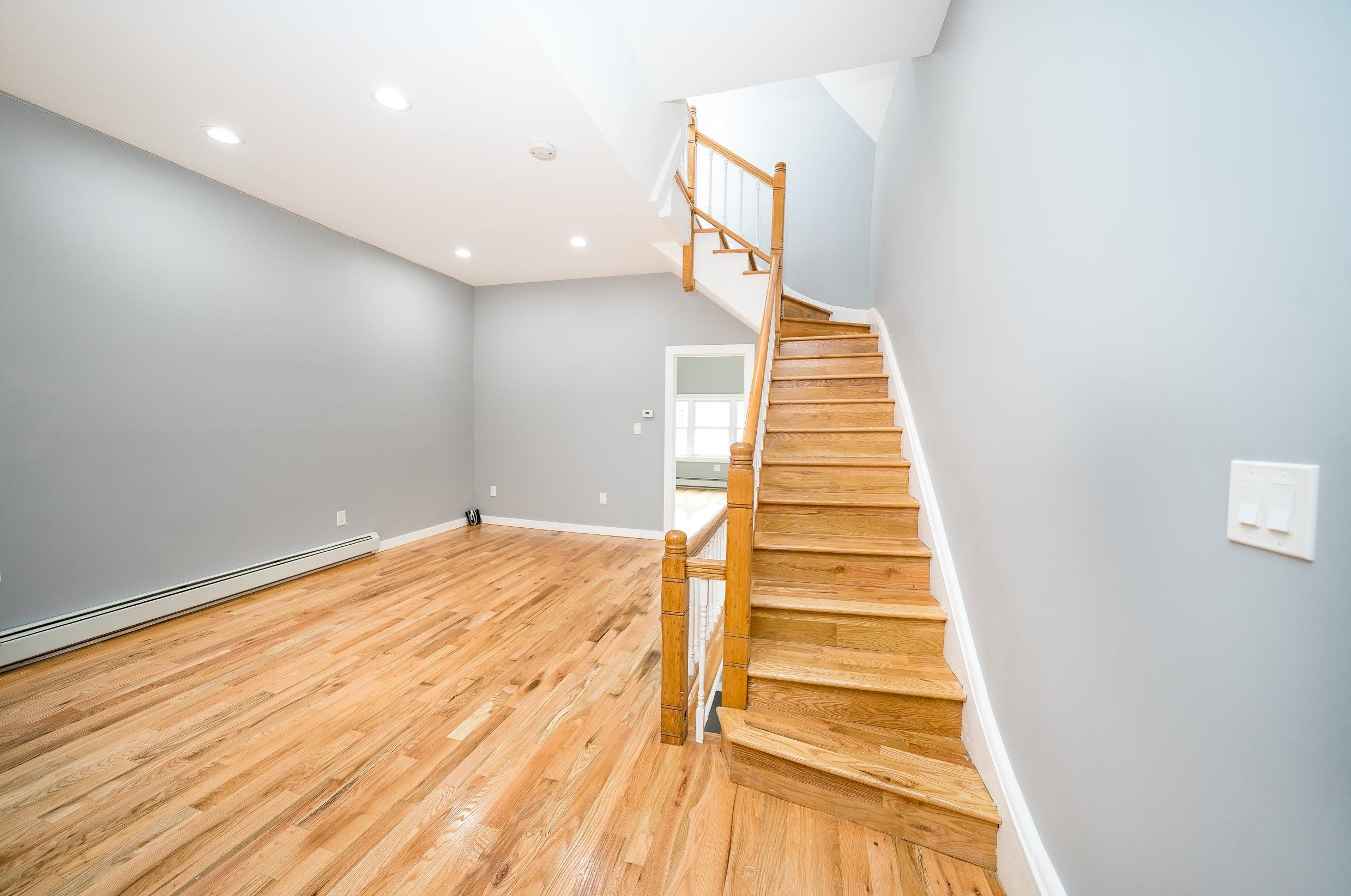 473 Bergen Ave #2, Jersey City, NJ 07305