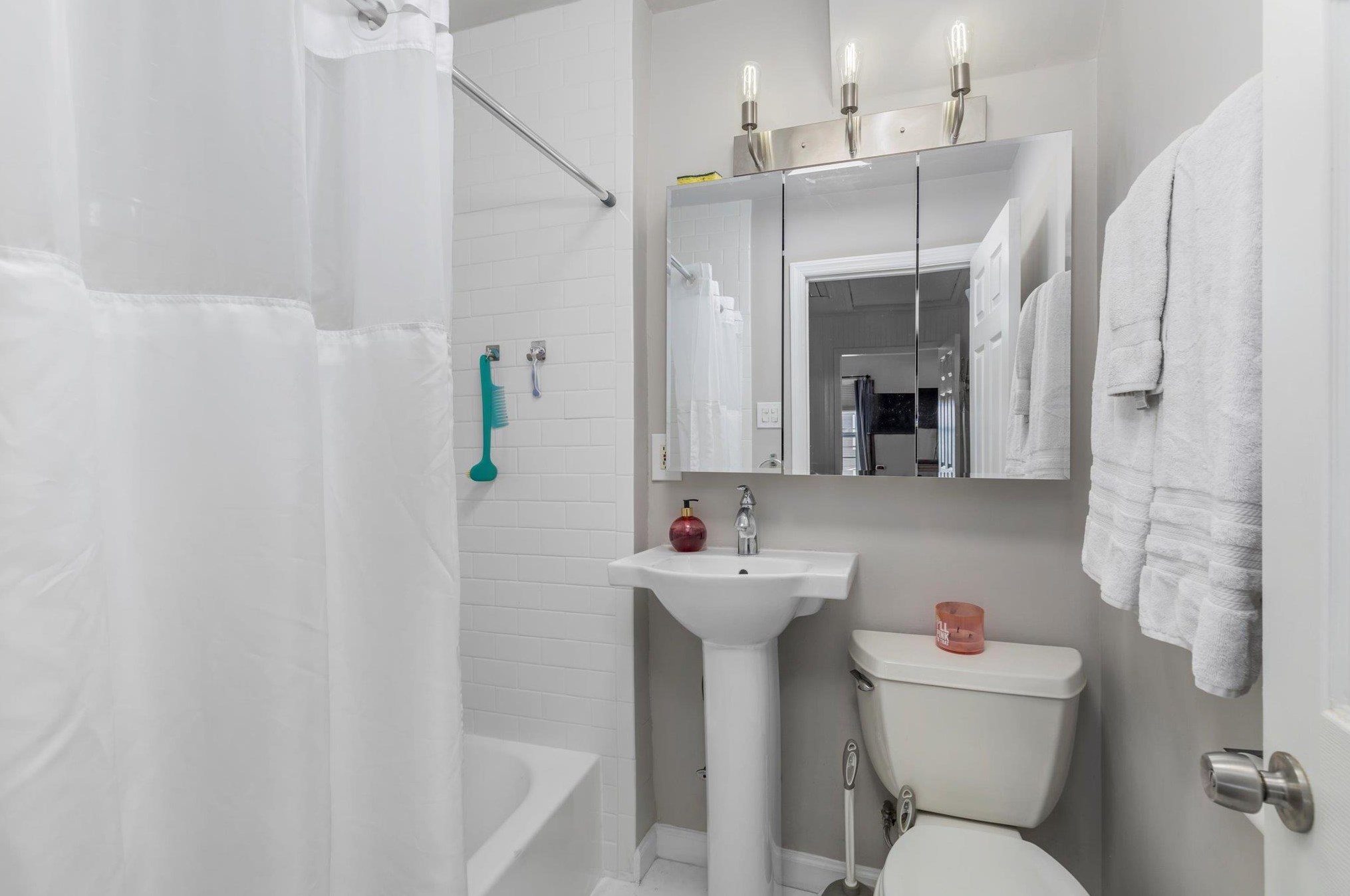 256 Maple St, Secaucus NJ 07094-3706 exterior