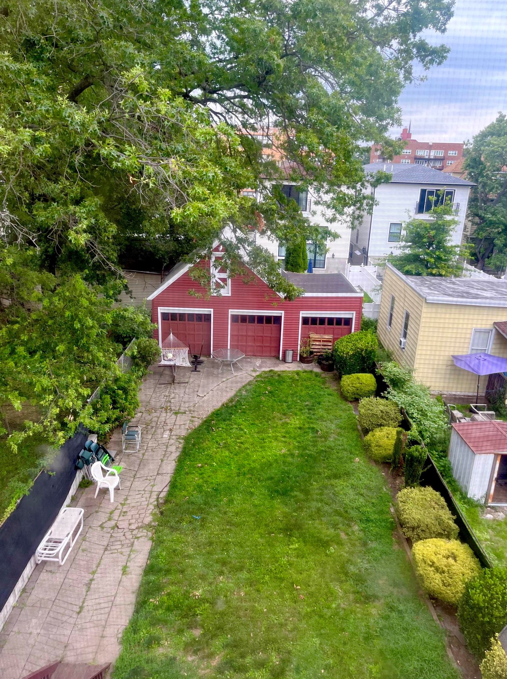 83 W 30th St, Bayonne, NJ 07002