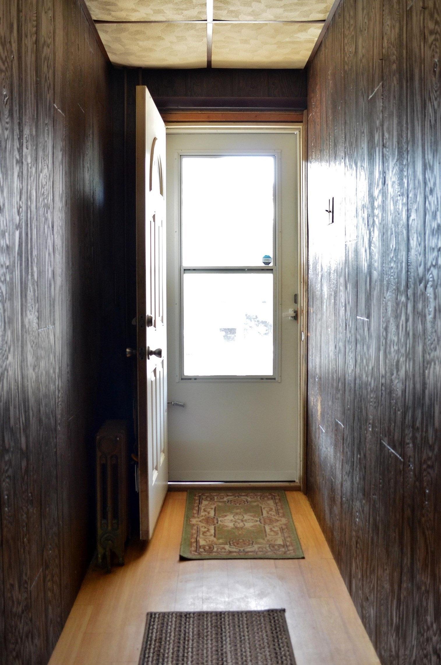 45 W 42nd St, Bayonne, NJ 07002