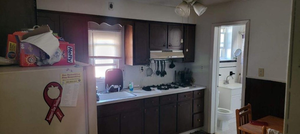 417 3rd St, Union City, NJ 07087