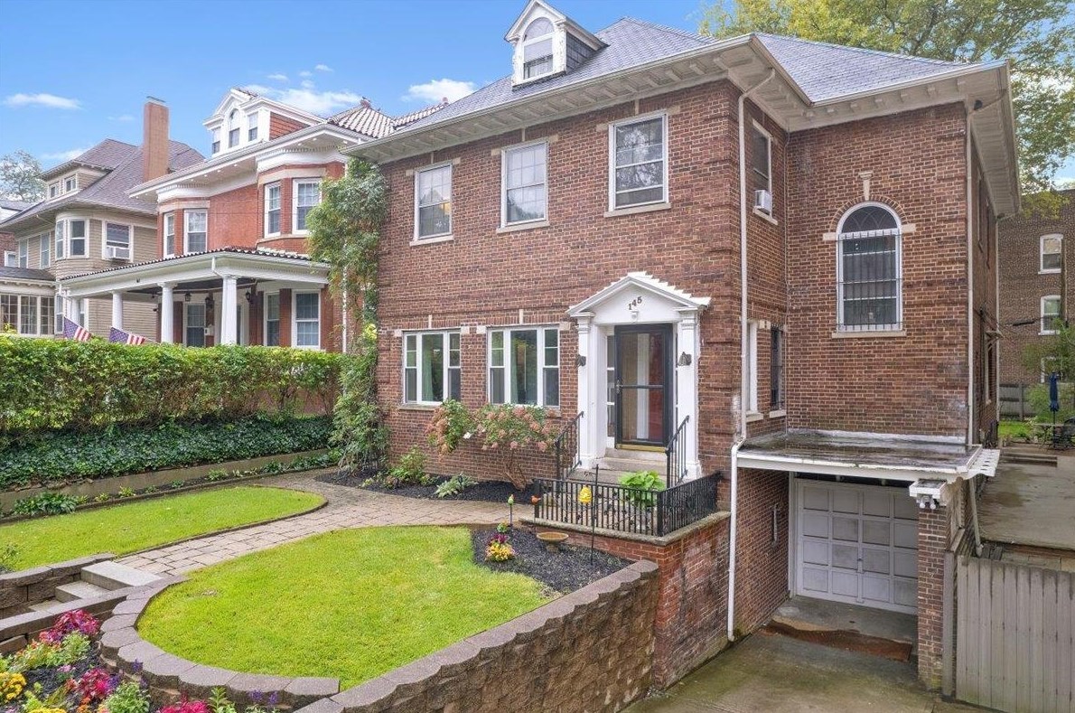 145 Bentley Ave, Jersey City, NJ 07304-1701