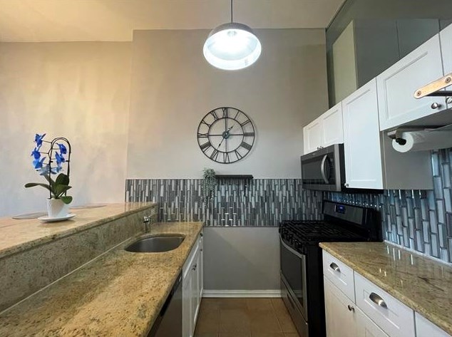 518-530 Gregory Ave #c304, Union City, NJ 07086