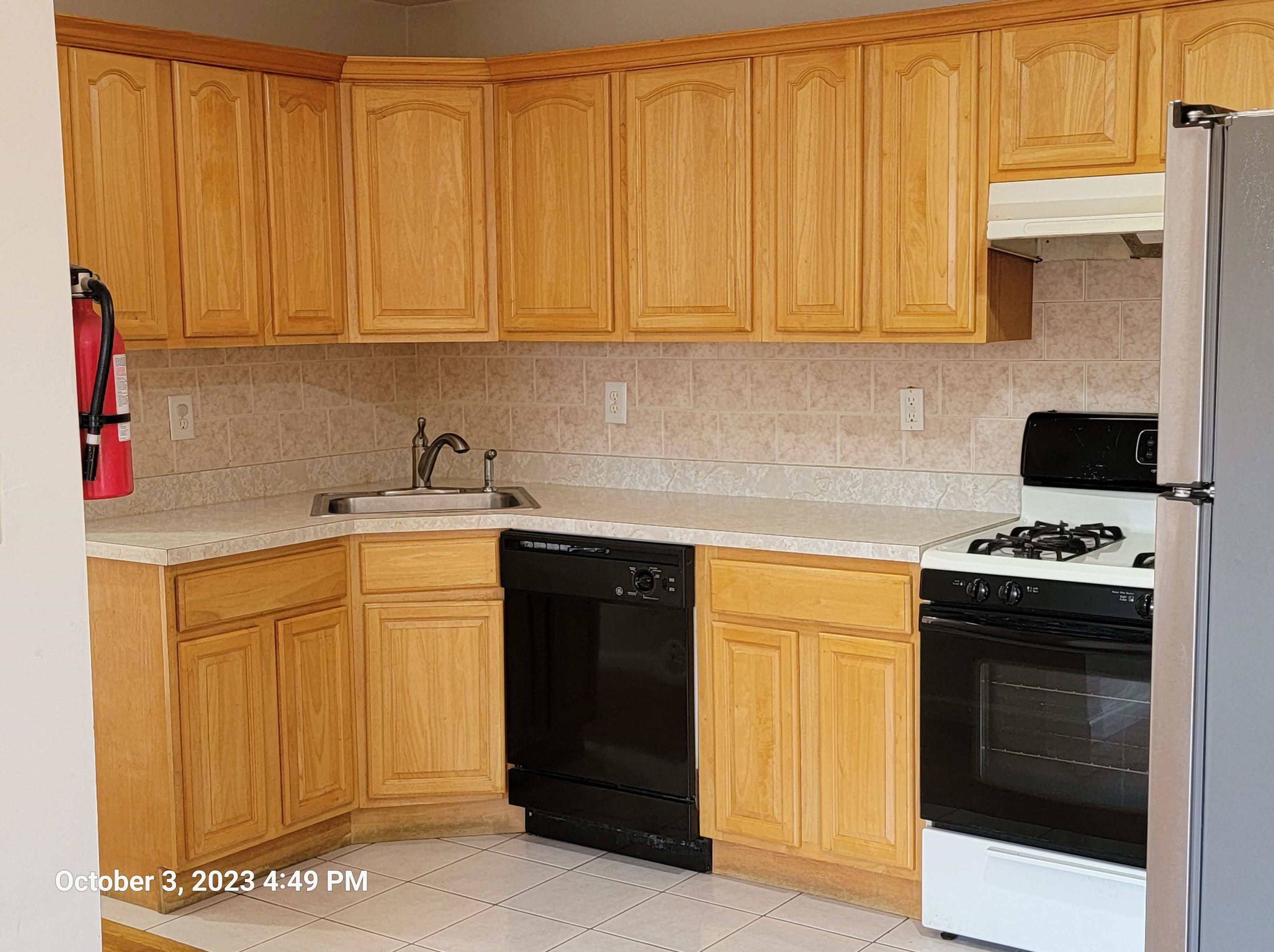 609 W Side Ave #2, Jersey City, NJ 07304