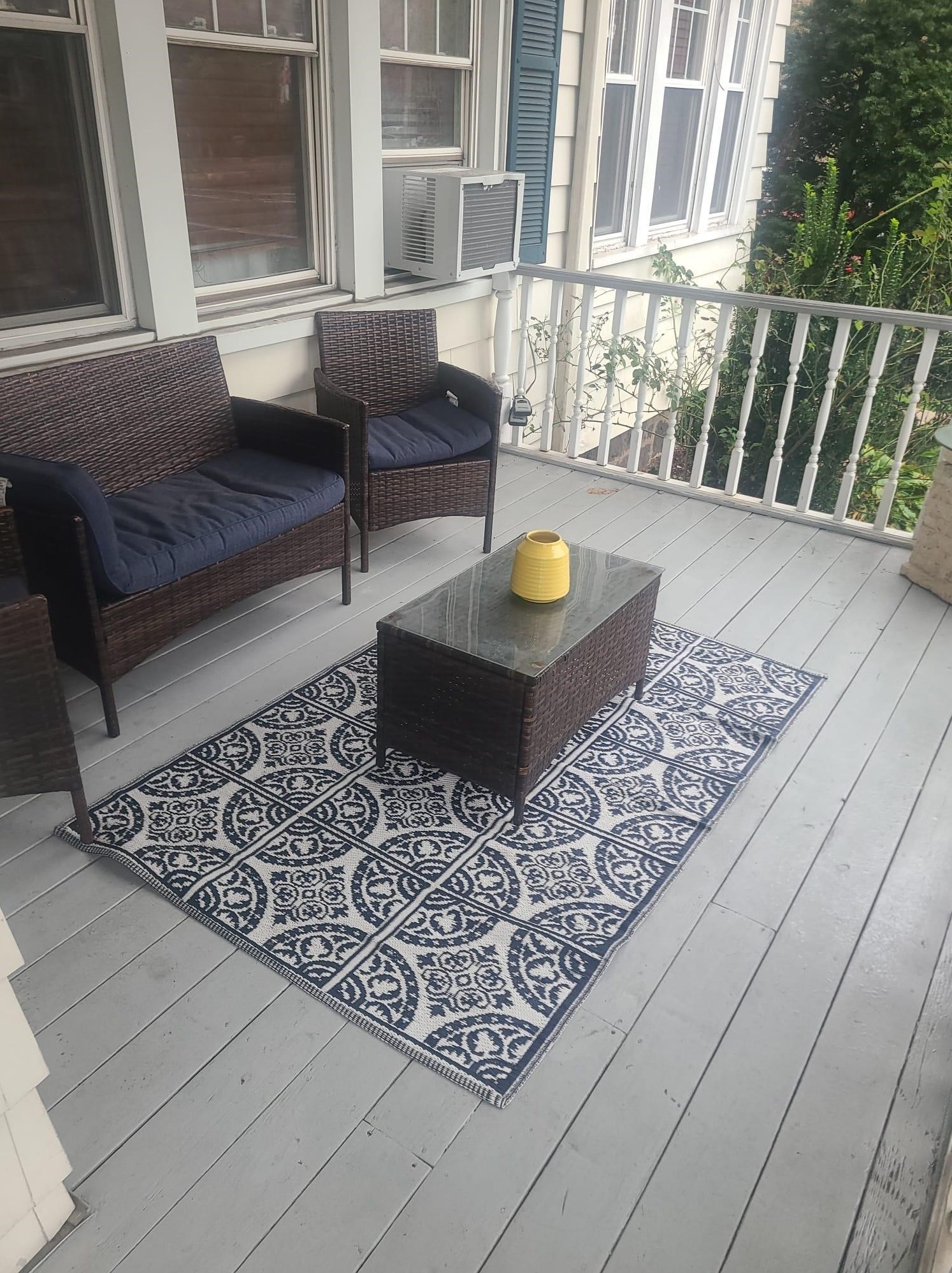 915 79th St, North Bergen, NJ 07047