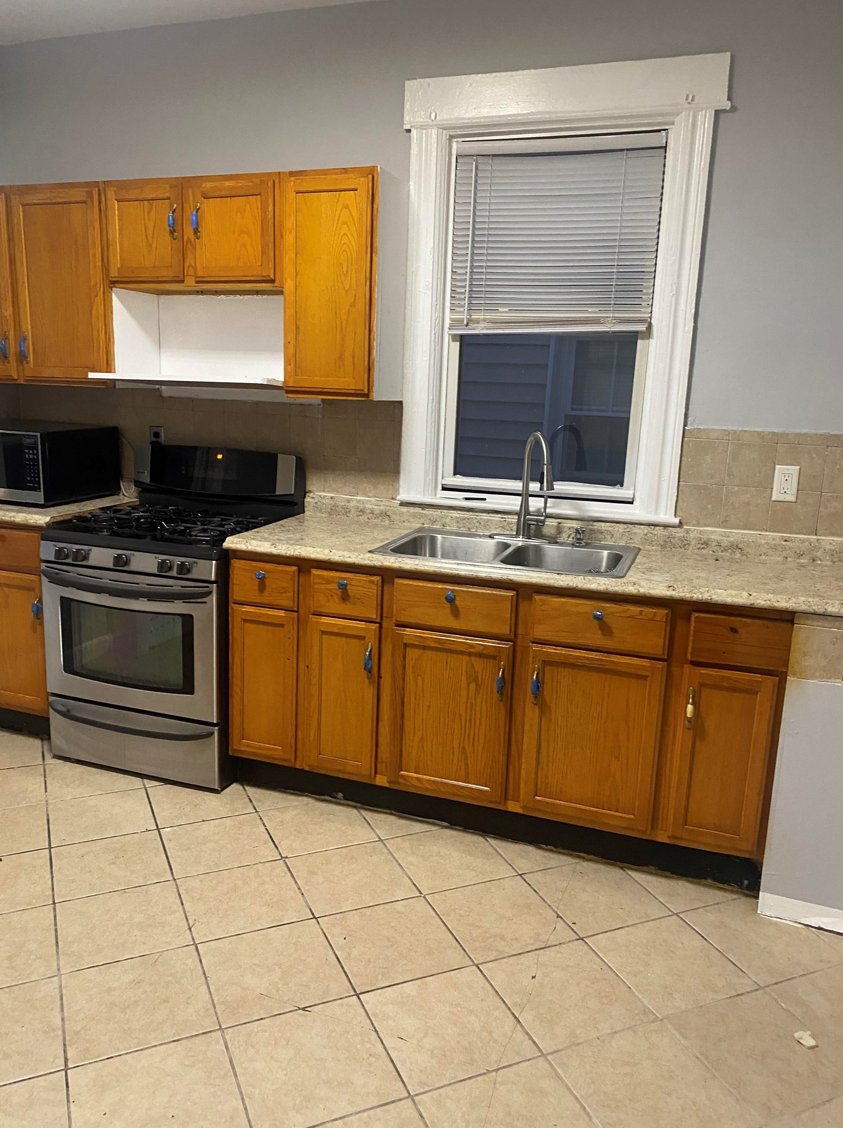 305 Armstrong Ave #2, Jersey City, NJ 07305