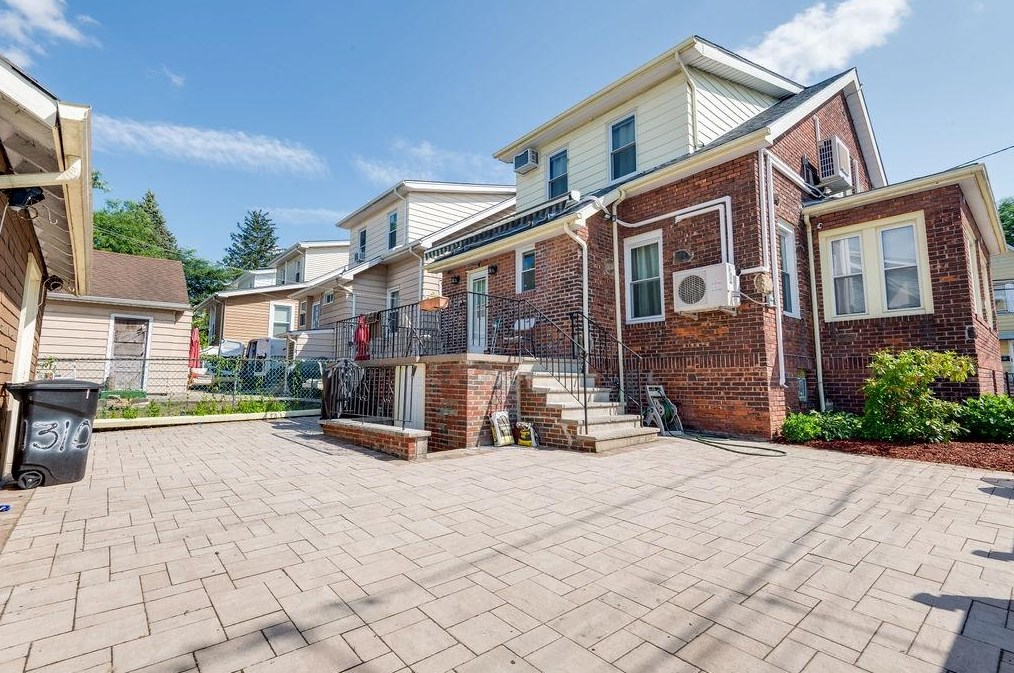 1310 St, North Bergen NJ  07047-4228 exterior