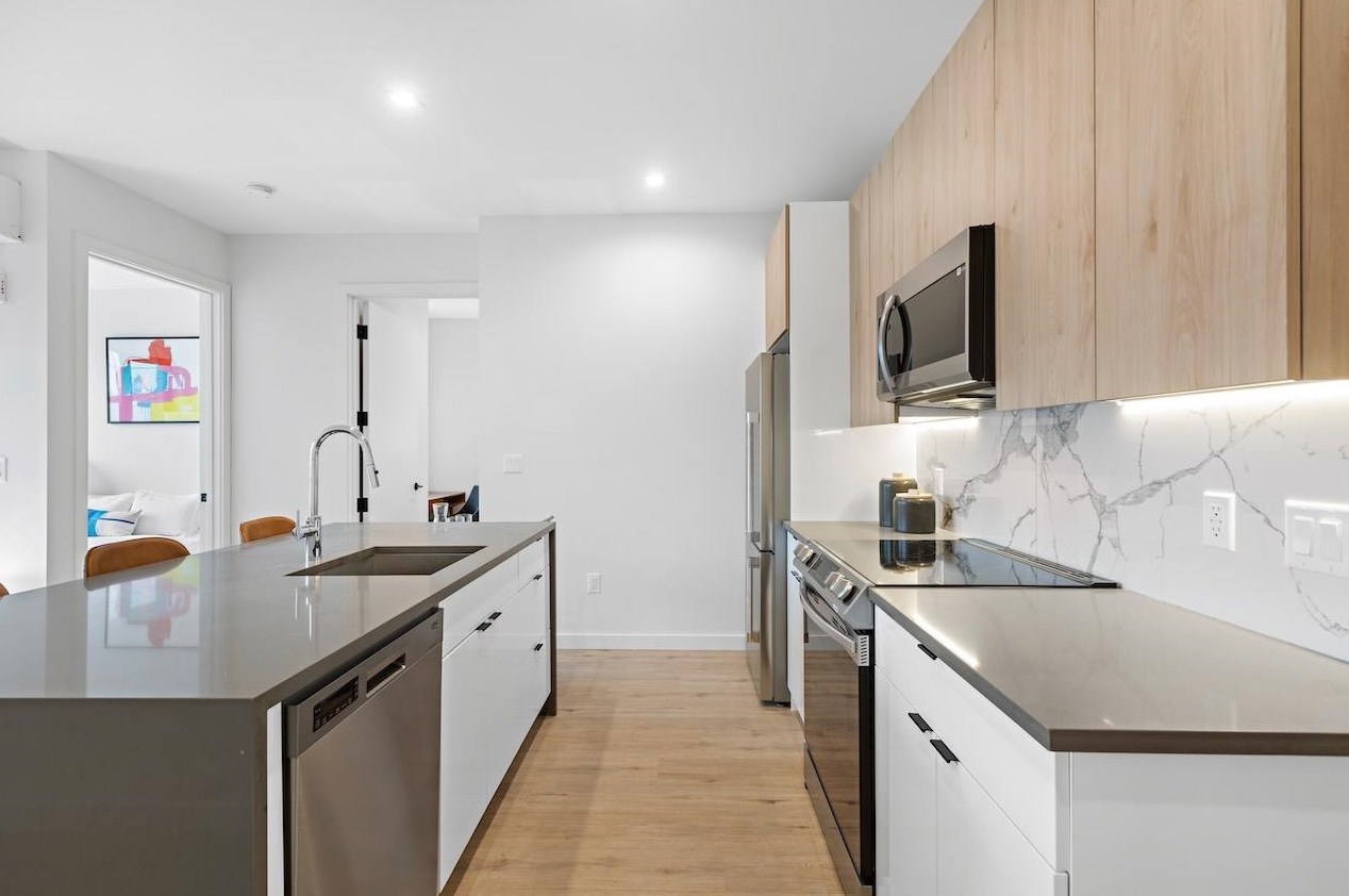 311 Pine St #601, Jersey City, NJ 07304