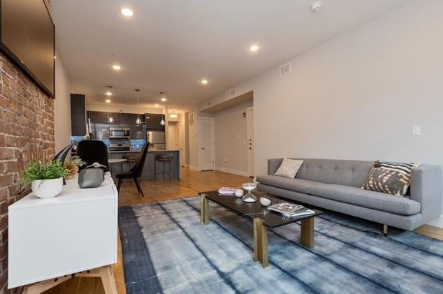 316 8th St #3, Jersey City, NJ 07302