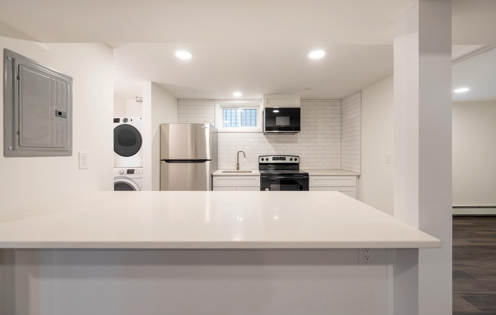 124 Bentley Ave, Jersey City, NJ 07304-1702