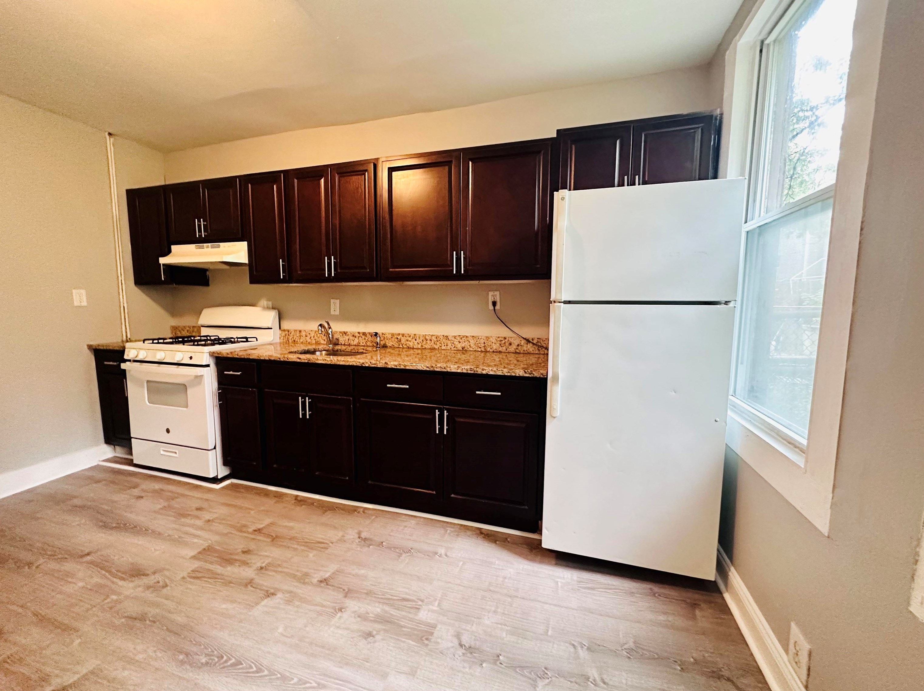 757 Garfield Ave, Jersey City, NJ 07305-4321