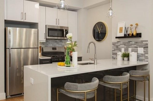 198 Academy St #2b, Jersey City, NJ 07306
