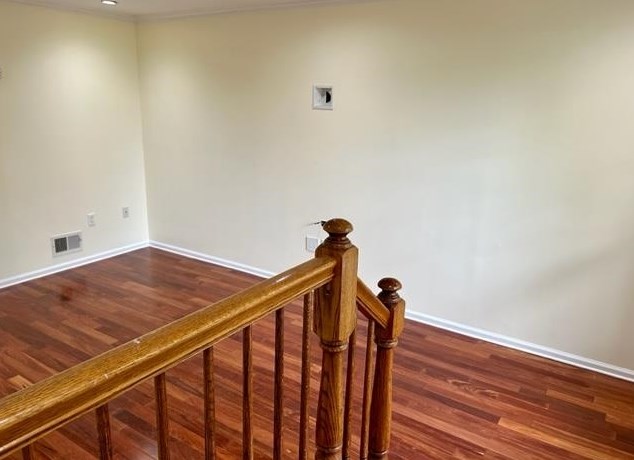 16 Hudson Ct, Jersey City, NJ 07305-5515