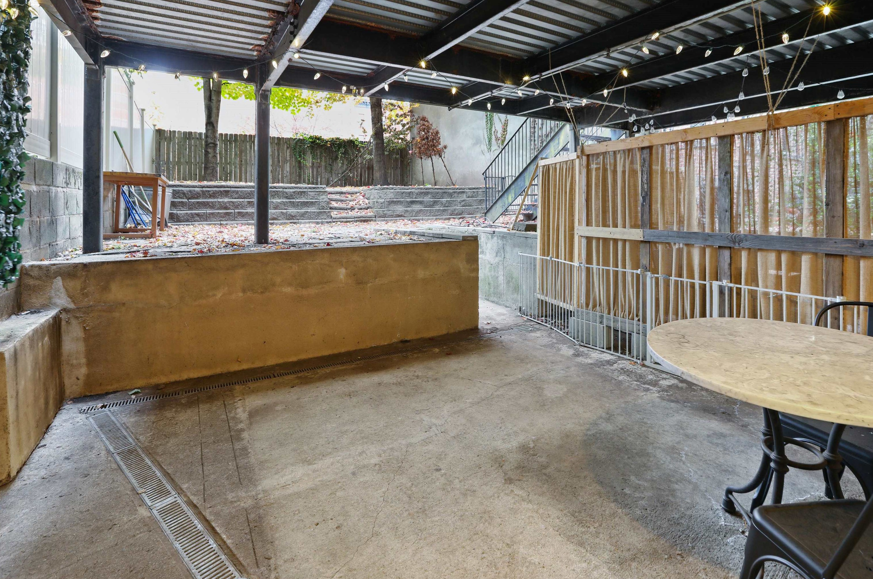 126 Bright St, Jersey City, NJ 07302-4204