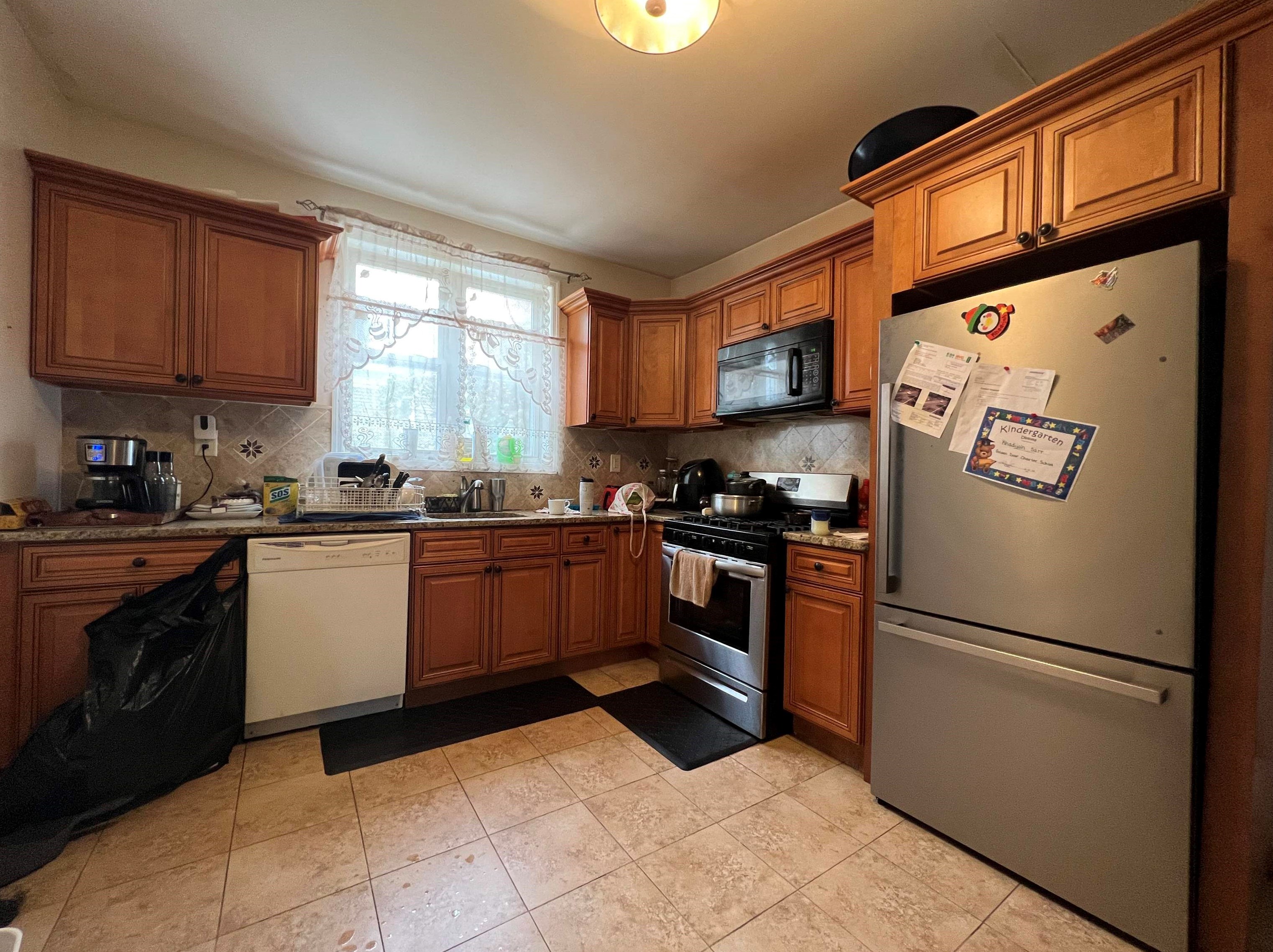 691 Bergen Ave #2, Jersey City, NJ 07304