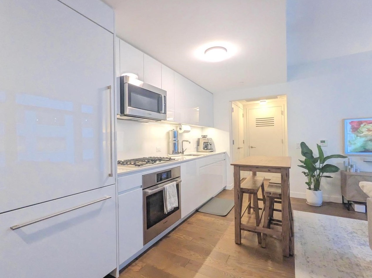 99 Hudson St #403, Jersey City, NJ 07302