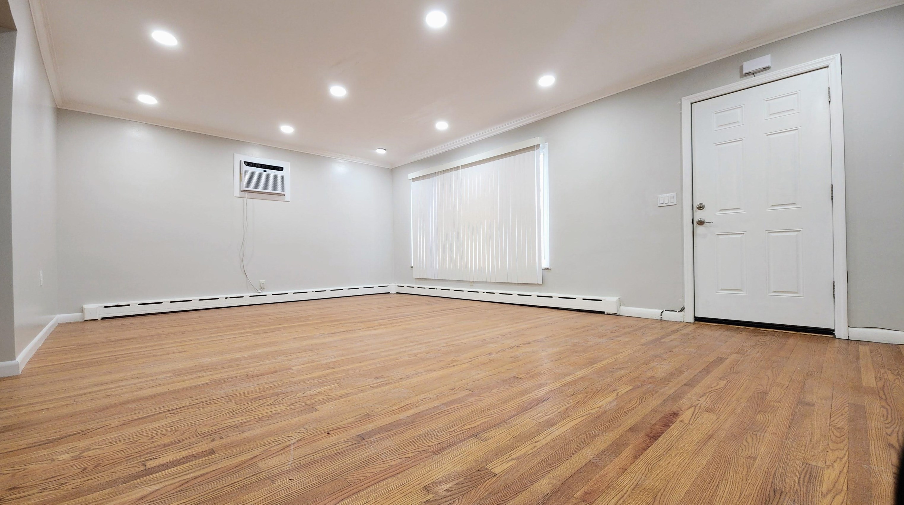 11 Broadman Pkwy #1, Jersey City, NJ 07305