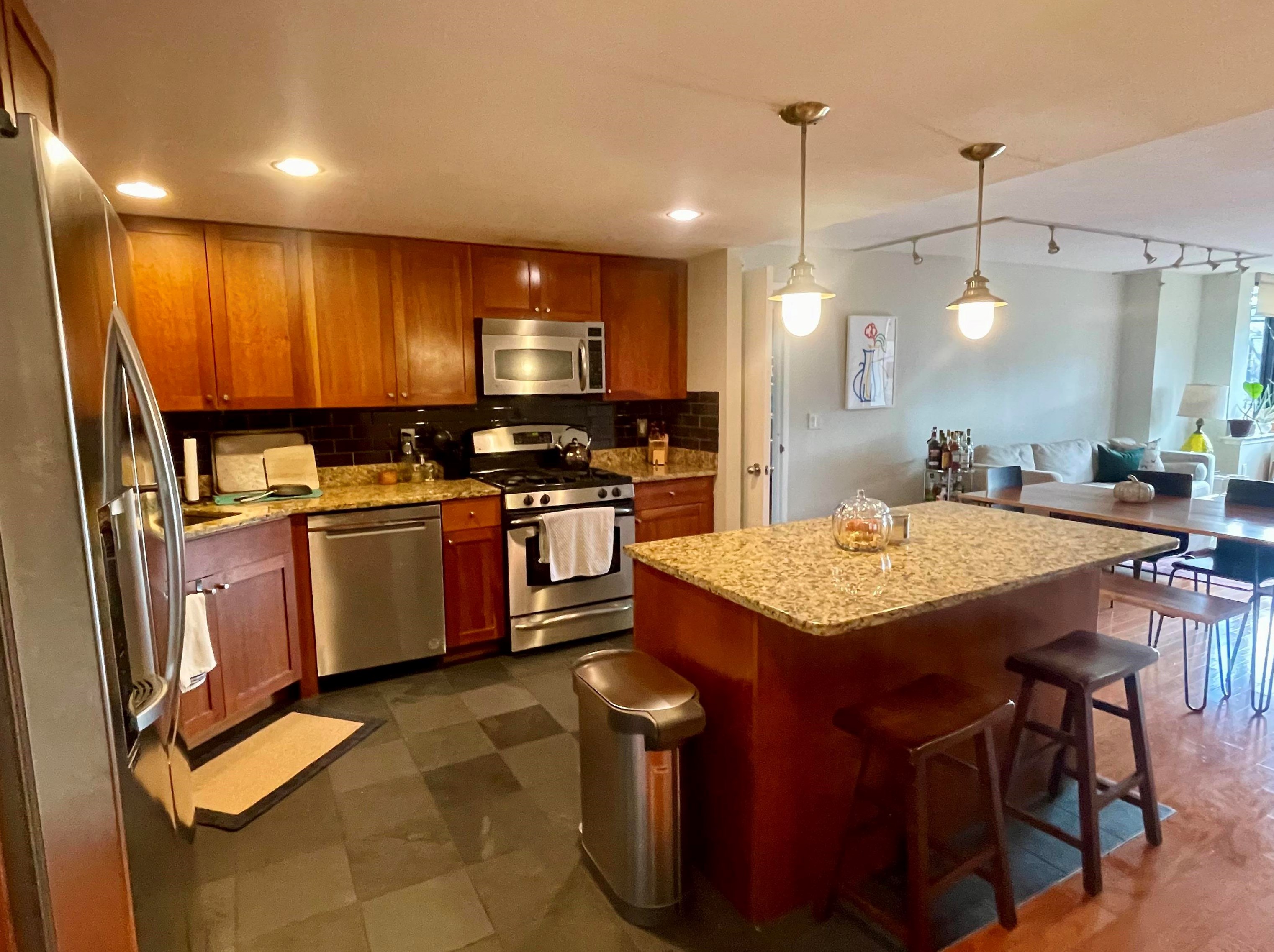 700 Grove St Apt 3l, Jersey City, NJ