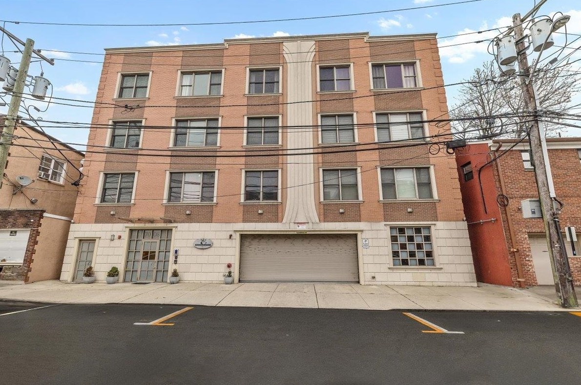 7008 Madison St #404, West New York, NJ 07093