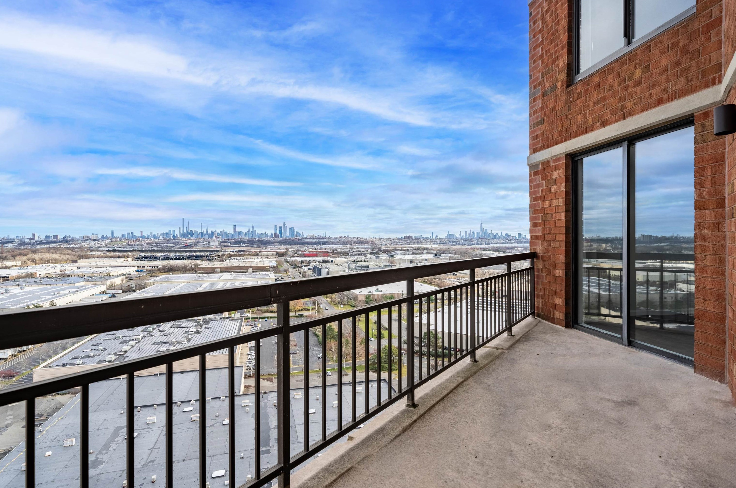 2101 Harmon Cove Tower, Secaucus NJ  07094-1723 exterior