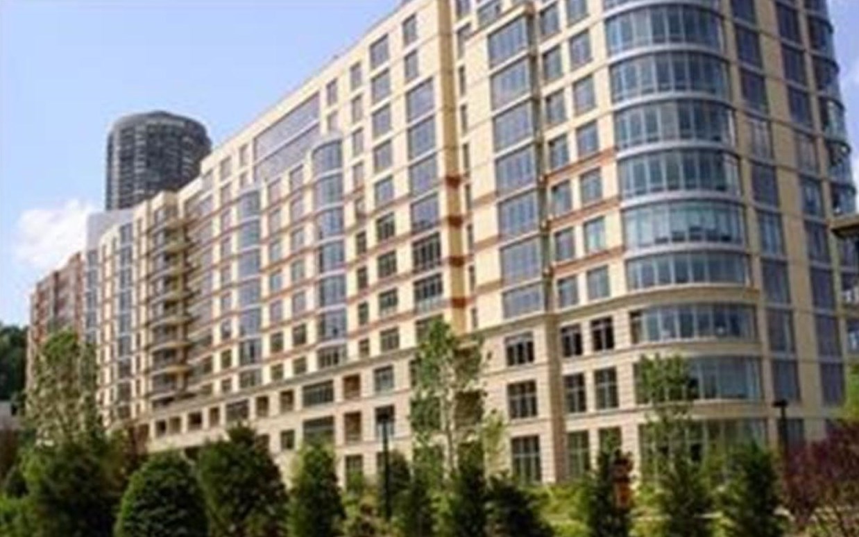 8100 River Rd #615, North Bergen, NJ 07047
