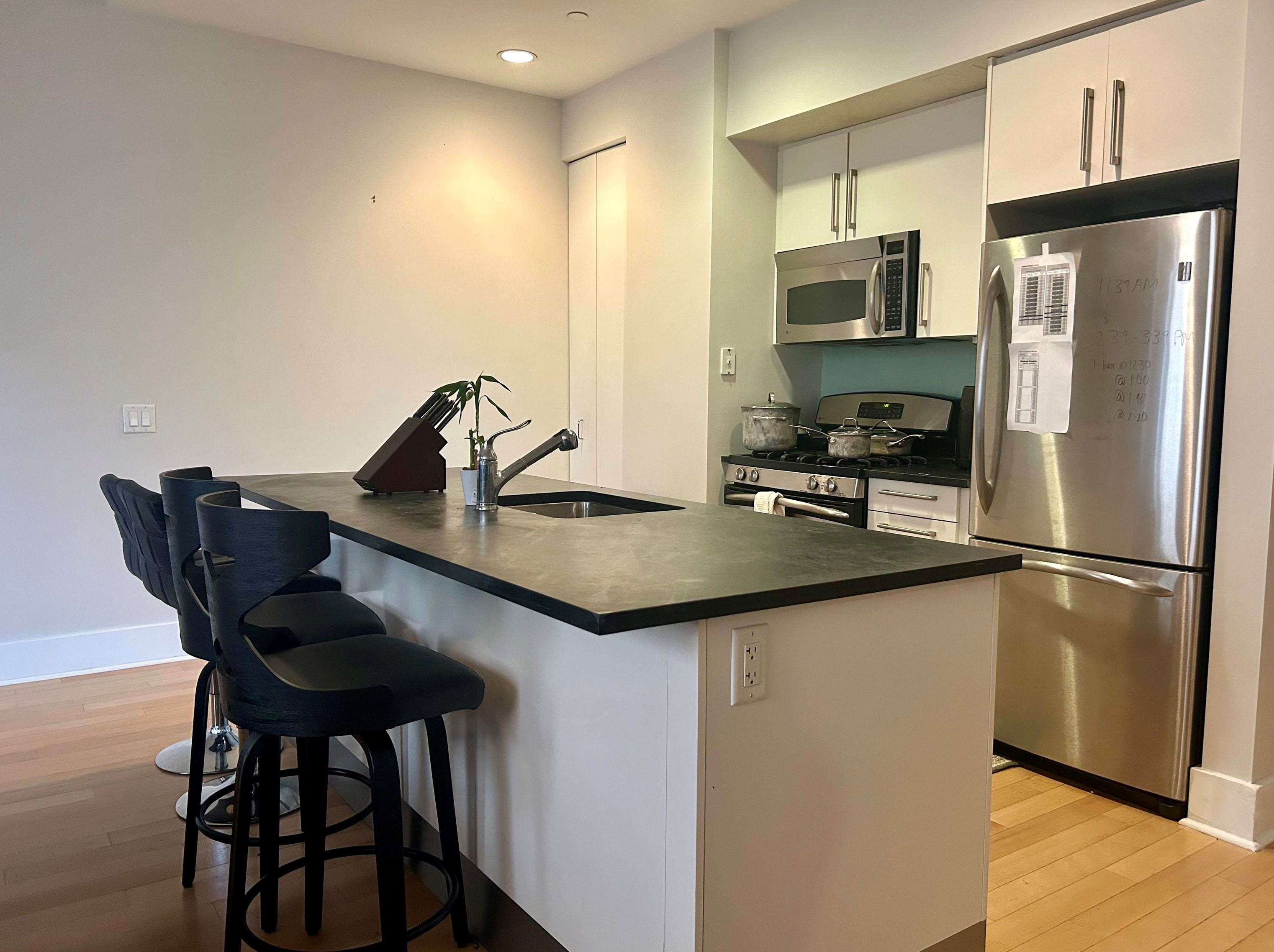 4 Beacon Way Apt 417, Jersey City, NJ 07304