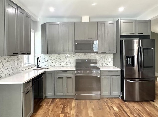 286 Halladay St #2, Jersey City, NJ 07304