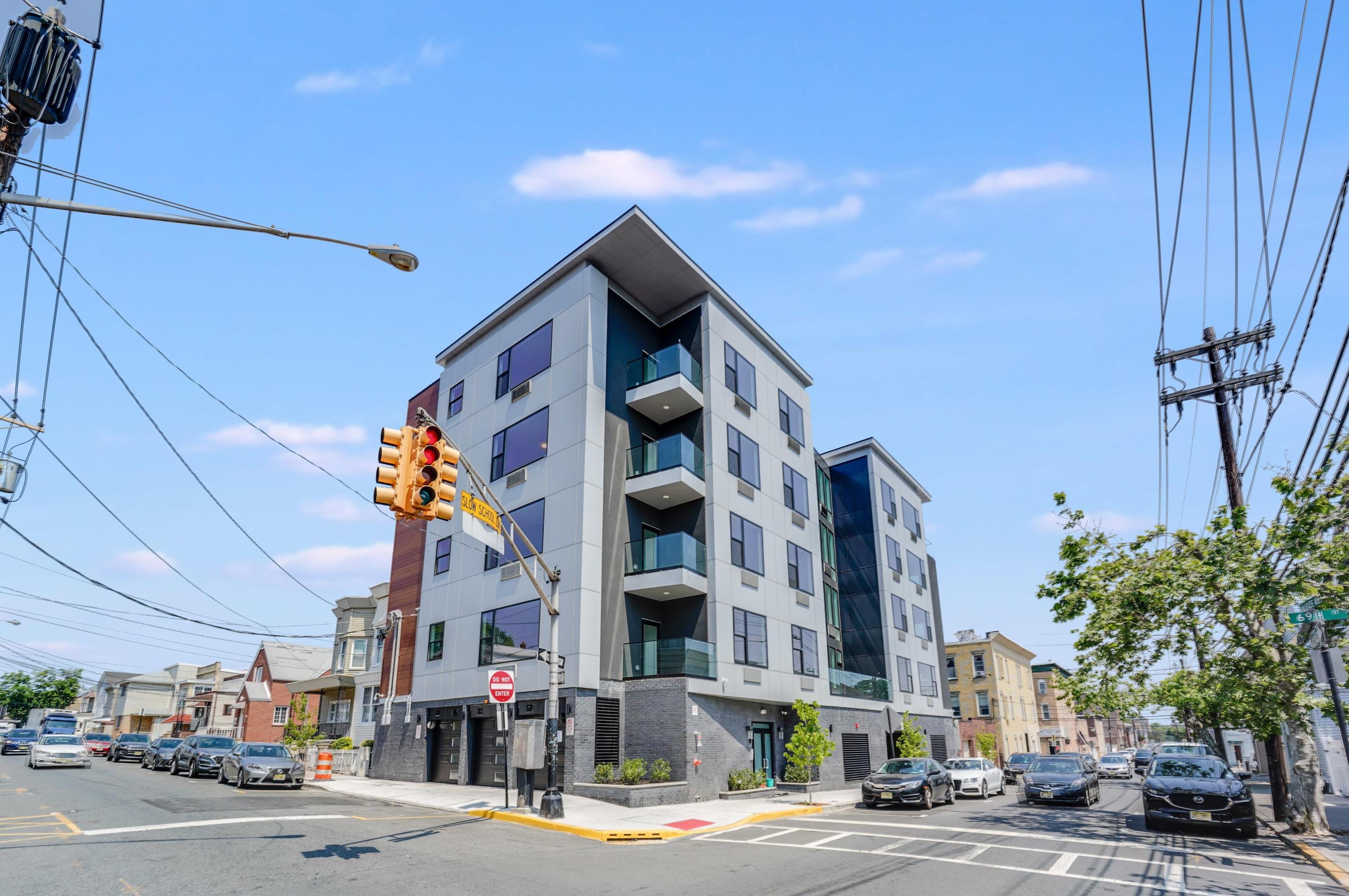400 69th St #401, West New York, NJ 07093