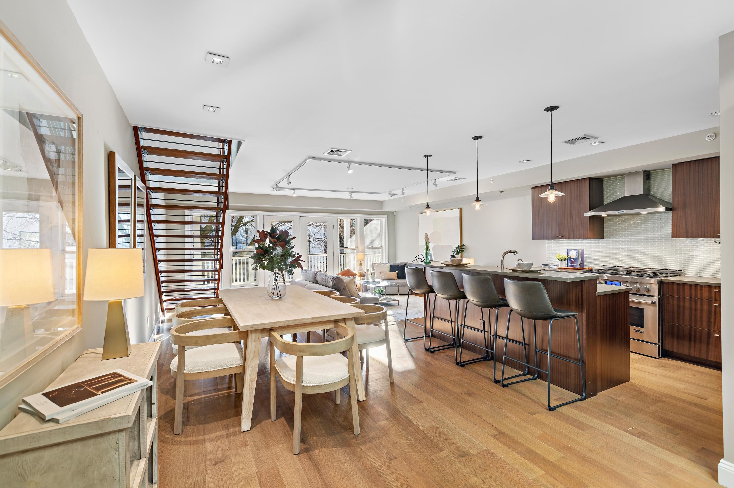 145 Sussex St #3, Jersey City, NJ 07302