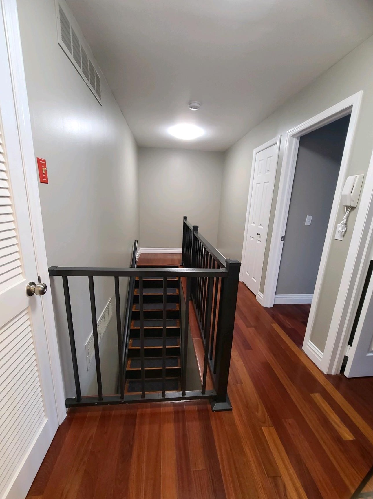 140 Highland Ave, Jersey City, NJ 07306-5802