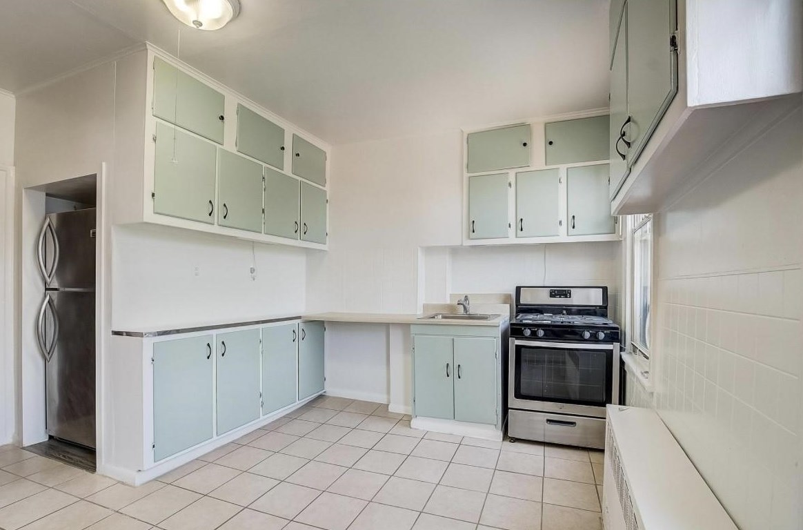200 Beacon Ave #2, Jersey City, NJ 07306