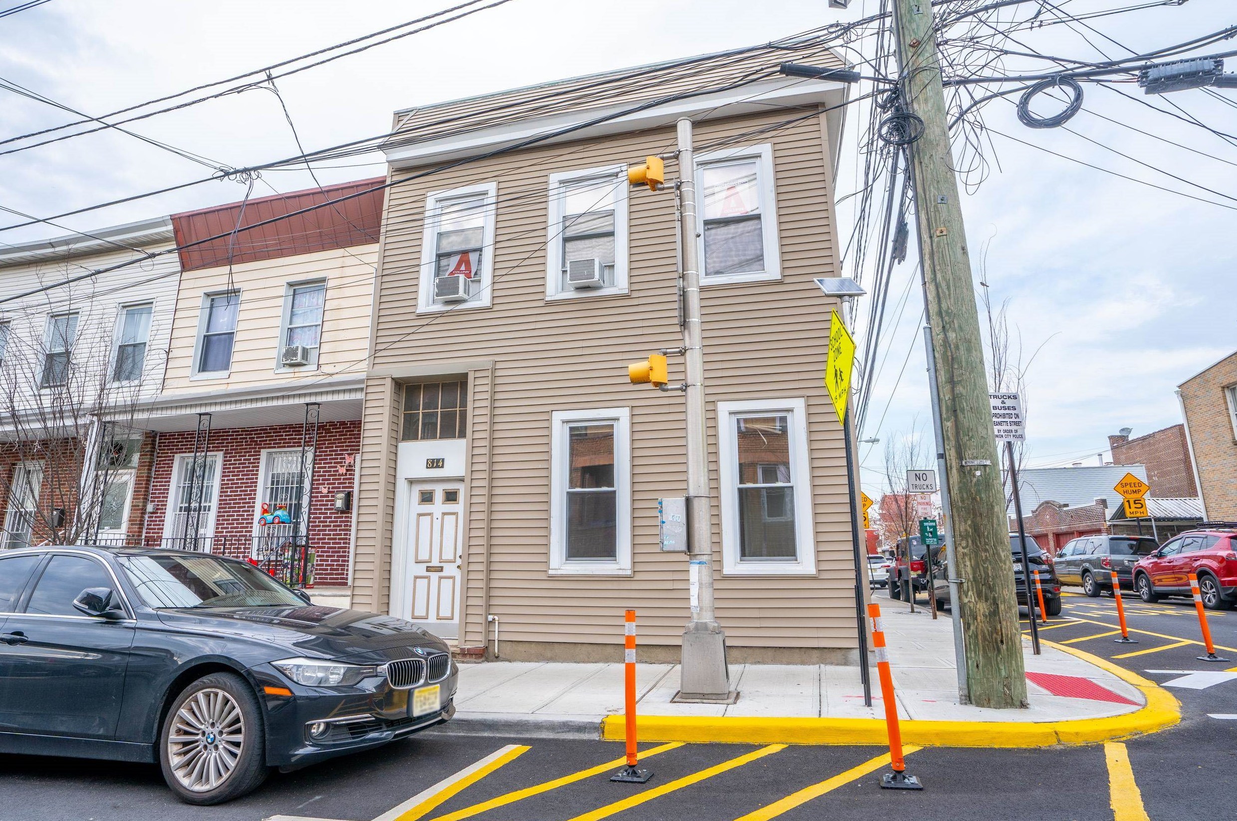 814 28th St #1, Union City, NJ 07087