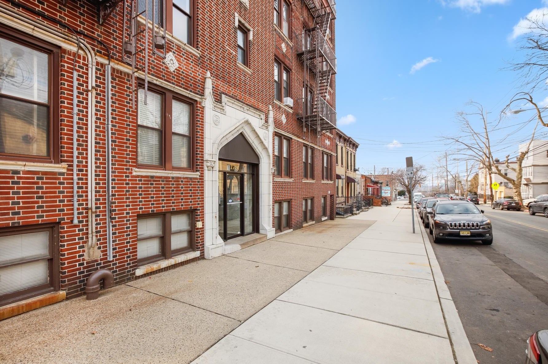 179 Manhattan Ave #2b, Jersey City, NJ