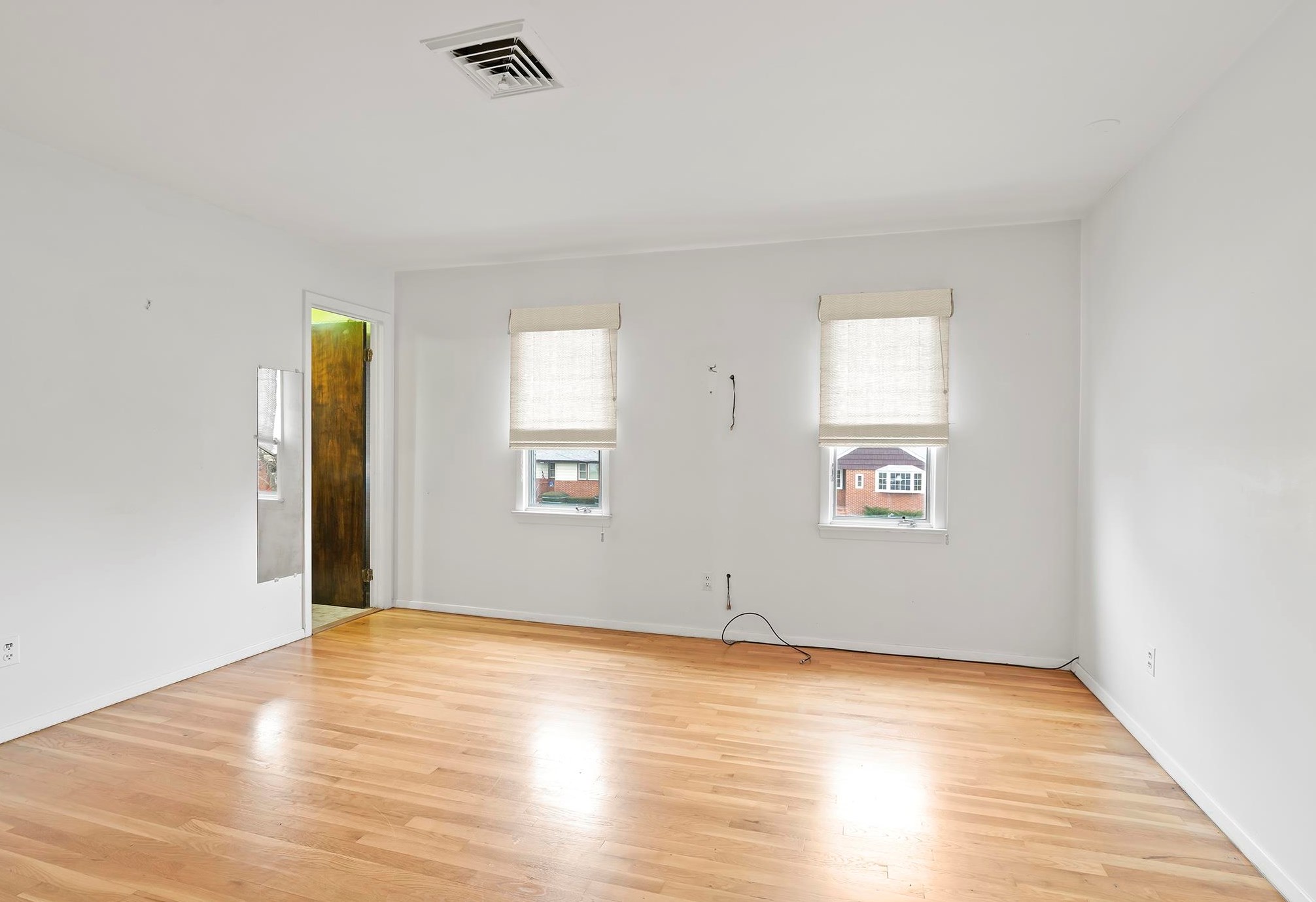 797 5th St #2, Secaucus, NJ 07094