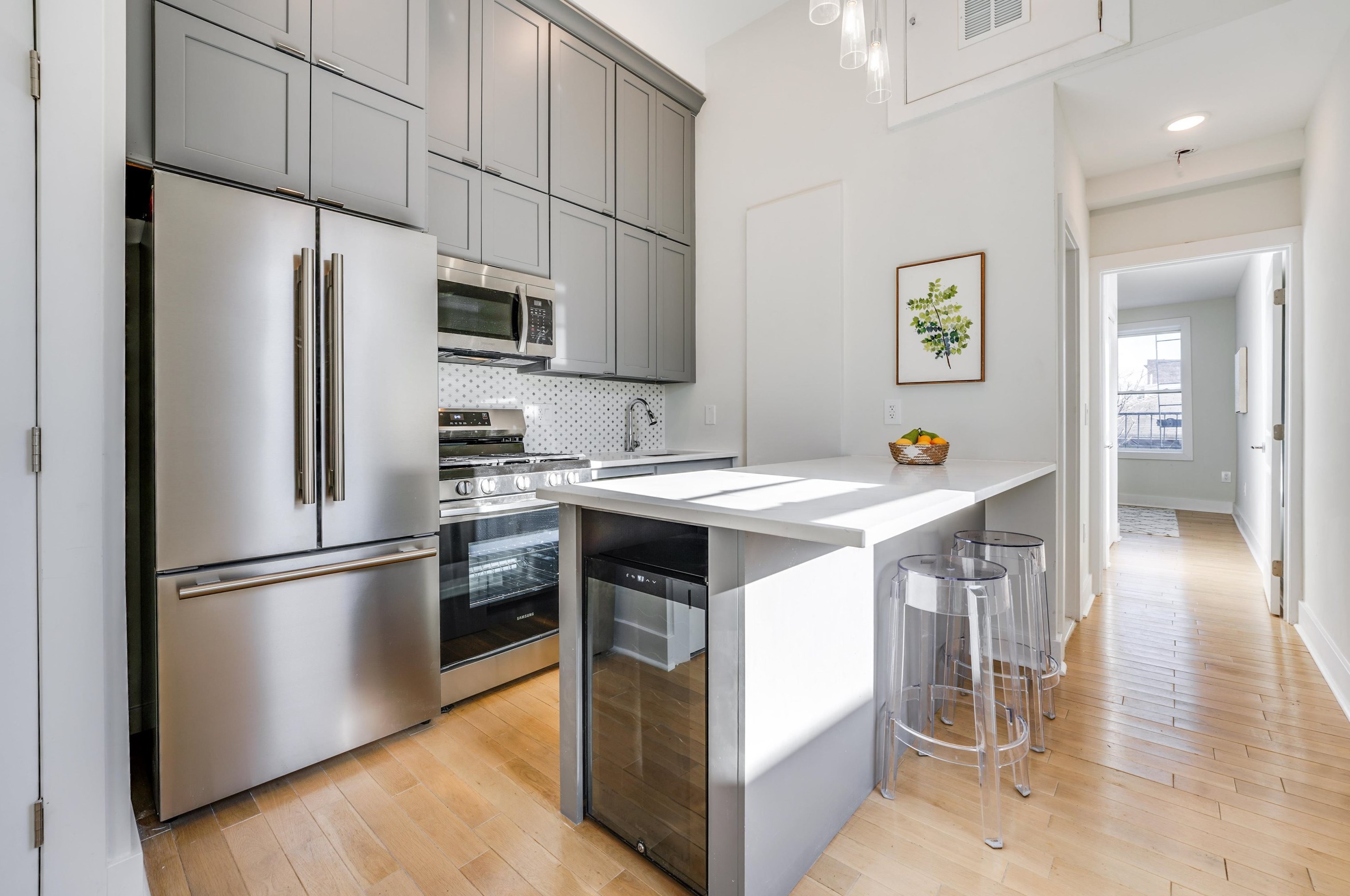 684 Summit Ave #6, Jersey City, NJ 07306