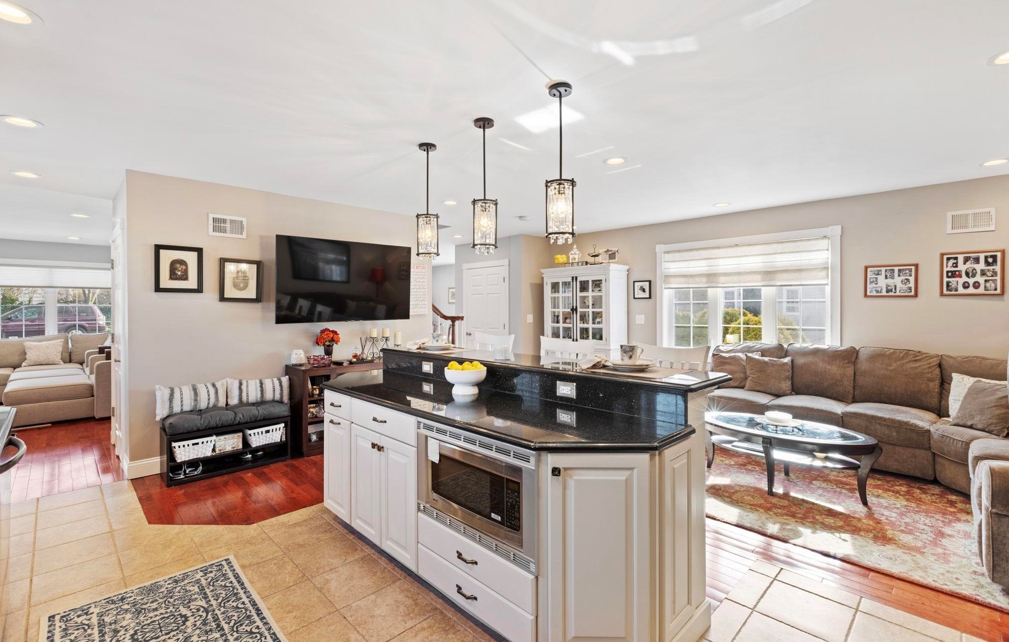 753 9th St, Secaucus NJ  07094-3321 exterior