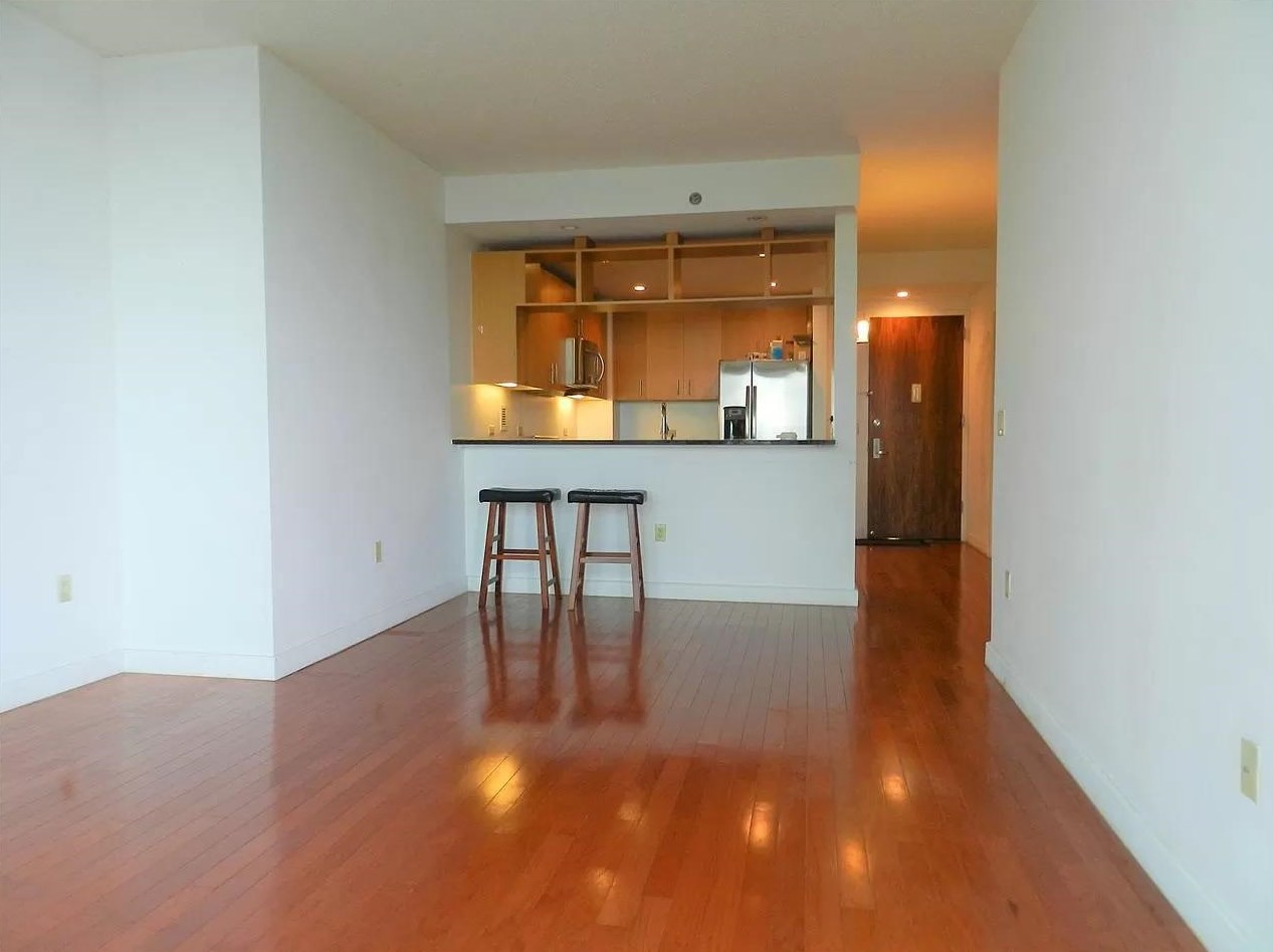 1 Shore Ln #2606, Jersey City, NJ 07310