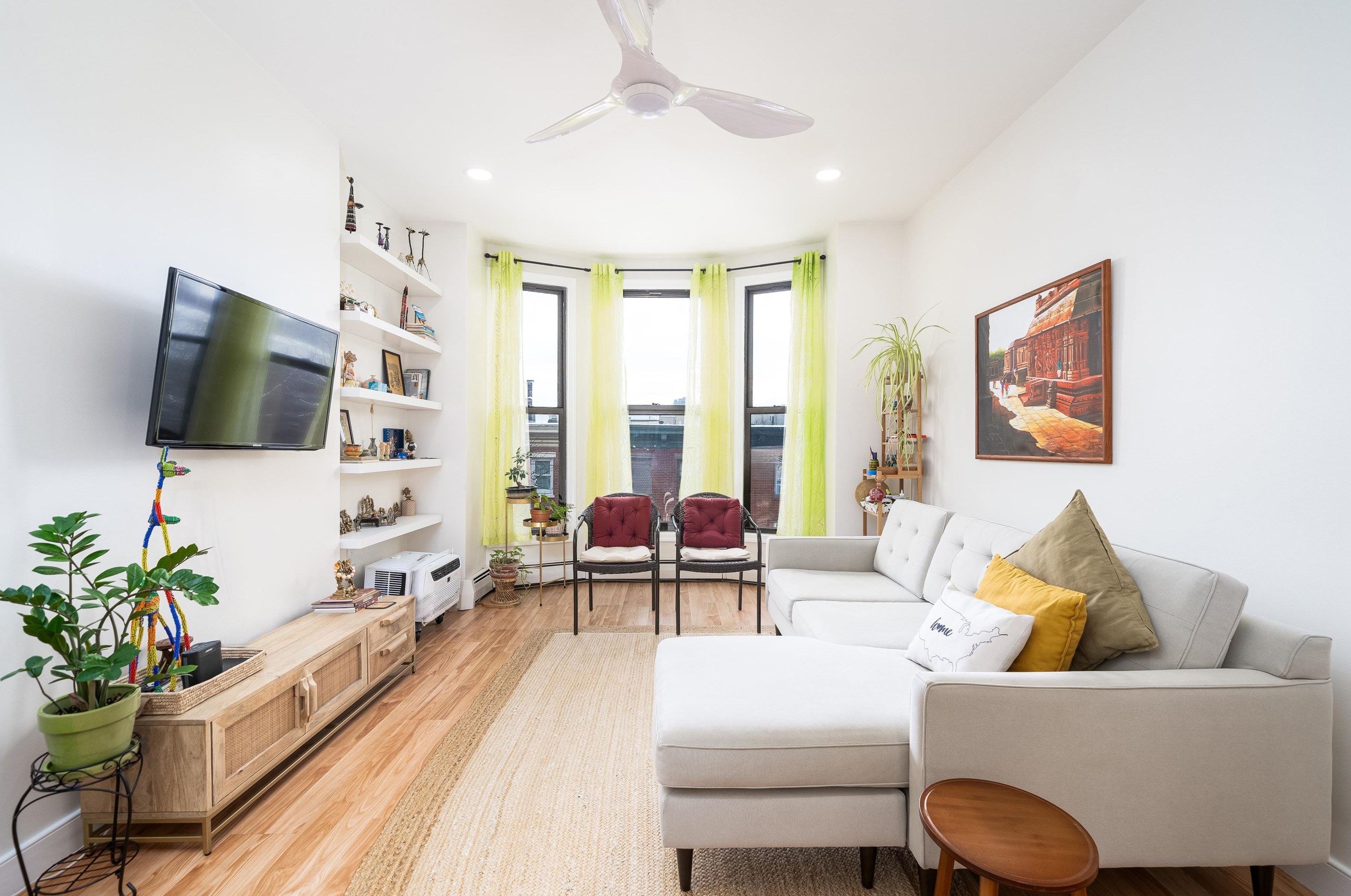 168 Coles St #3c, Jersey City, NJ