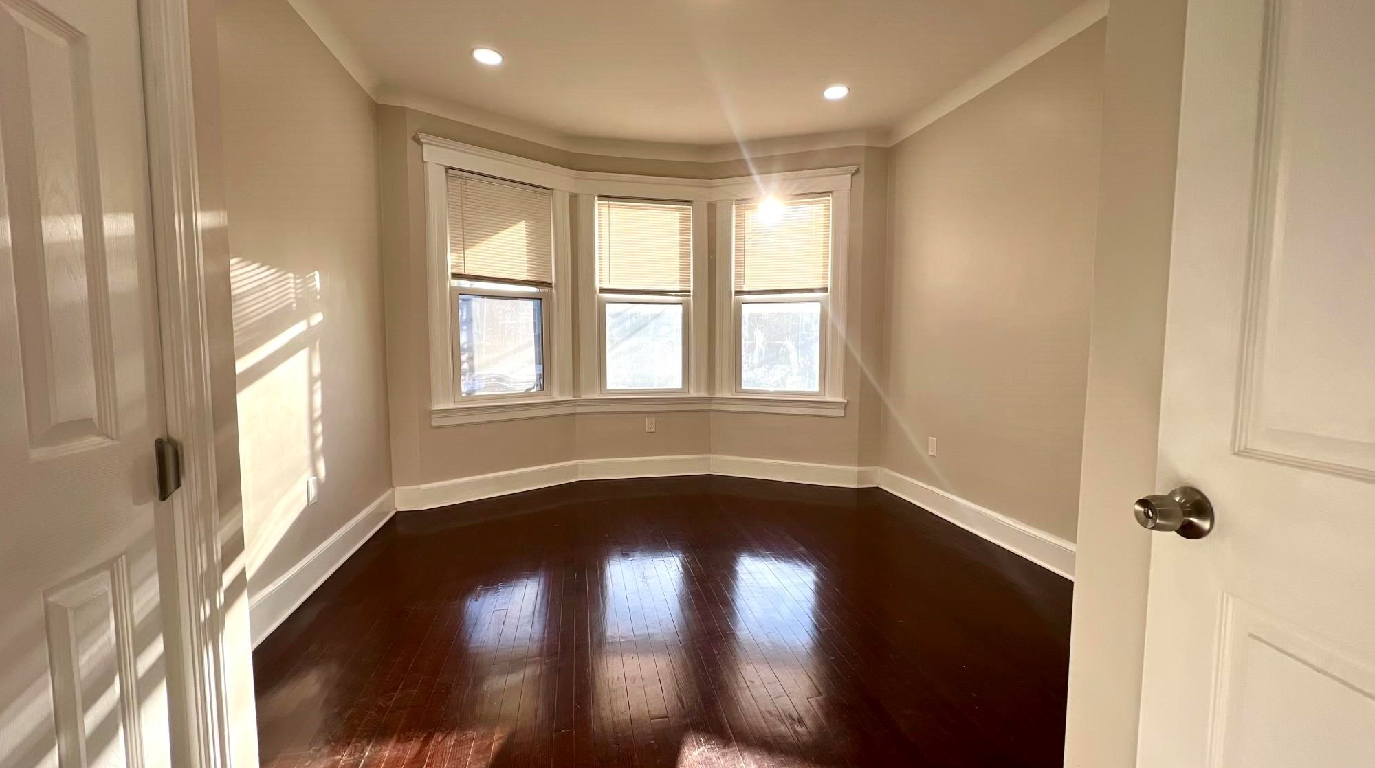 210 Claremont Ave #1, Jersey City, NJ 07305