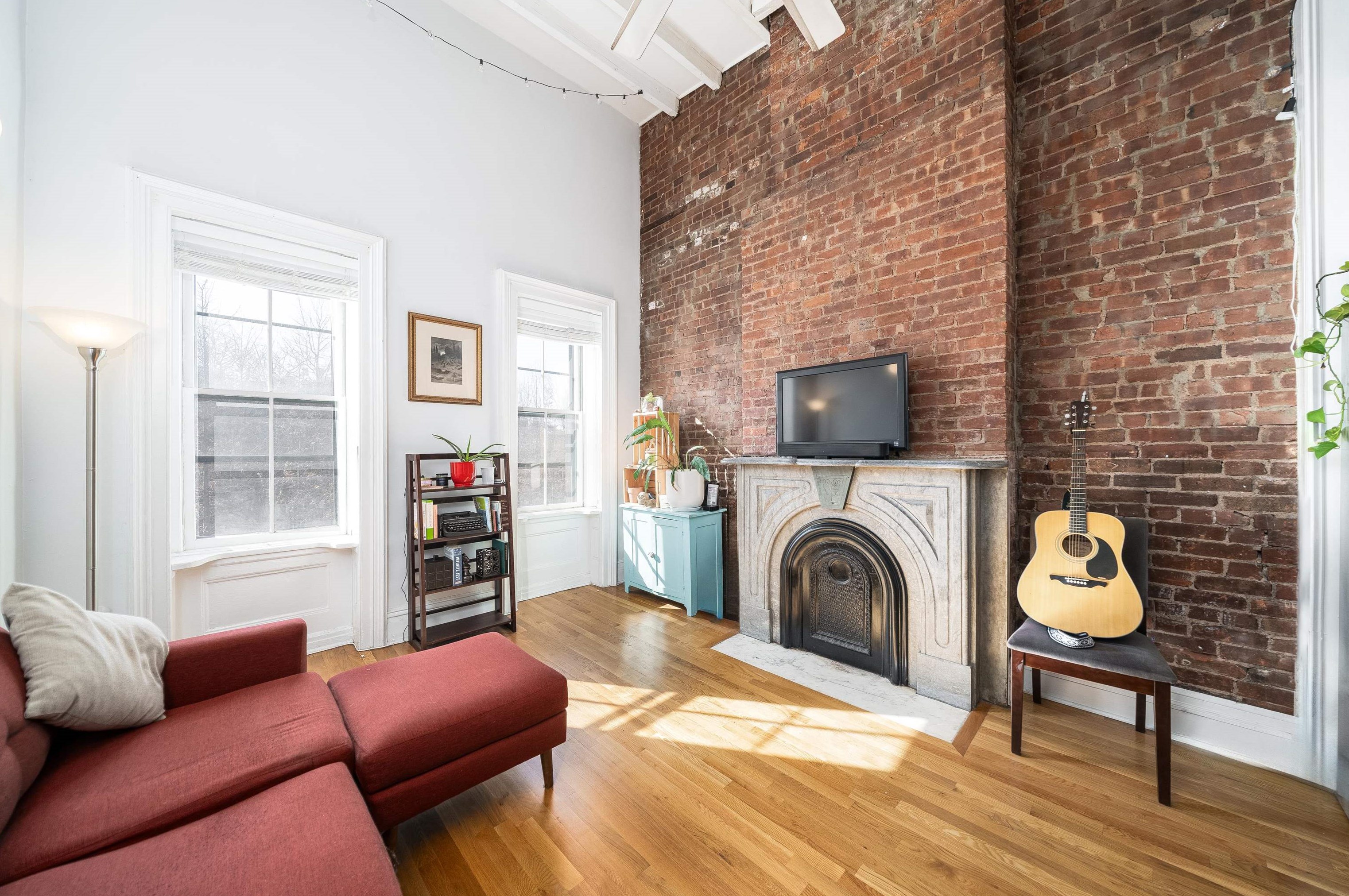 236 6th St #7, Jersey City, NJ 07302