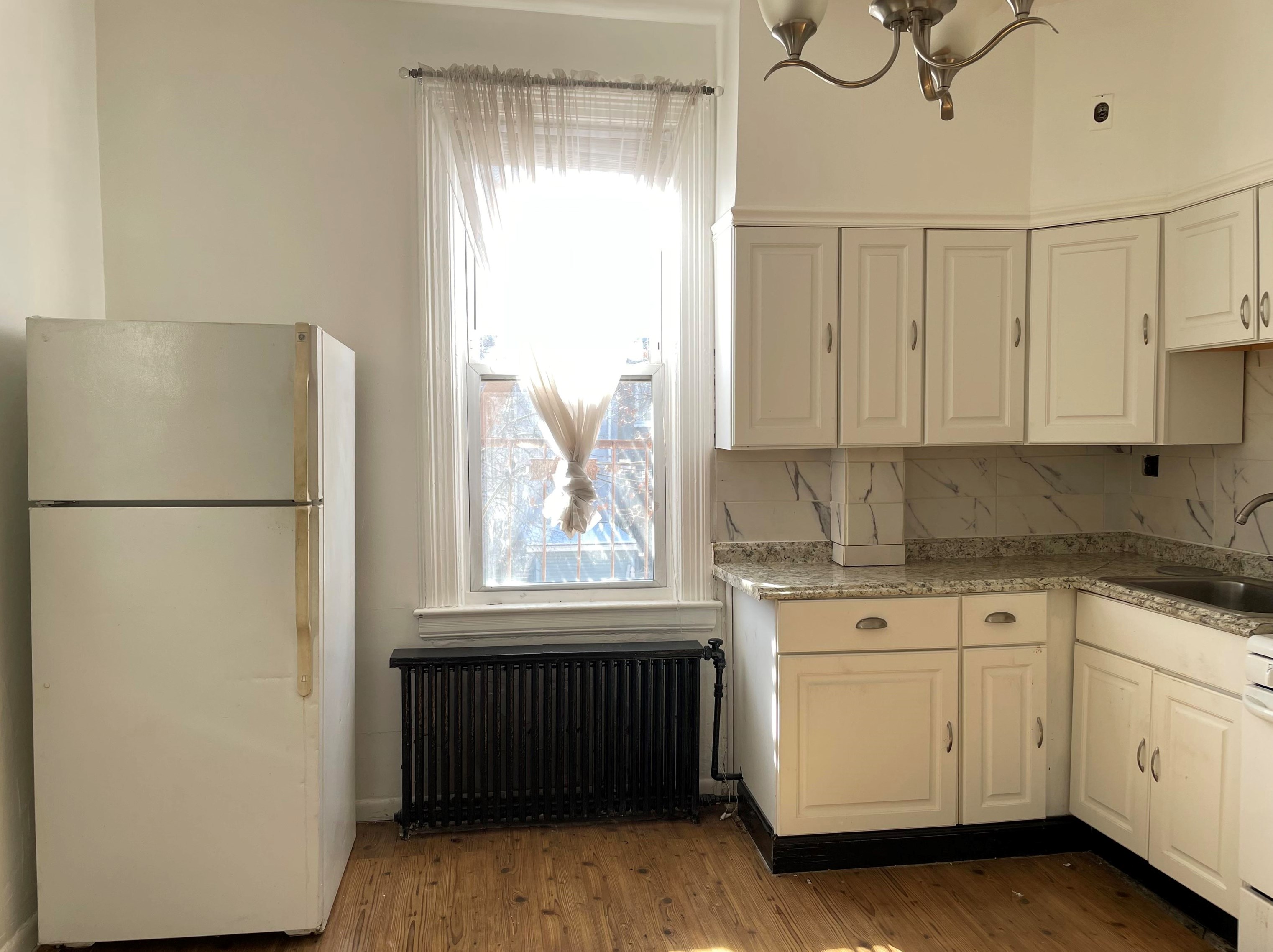 311 23rd St #2, Union City, NJ 07087