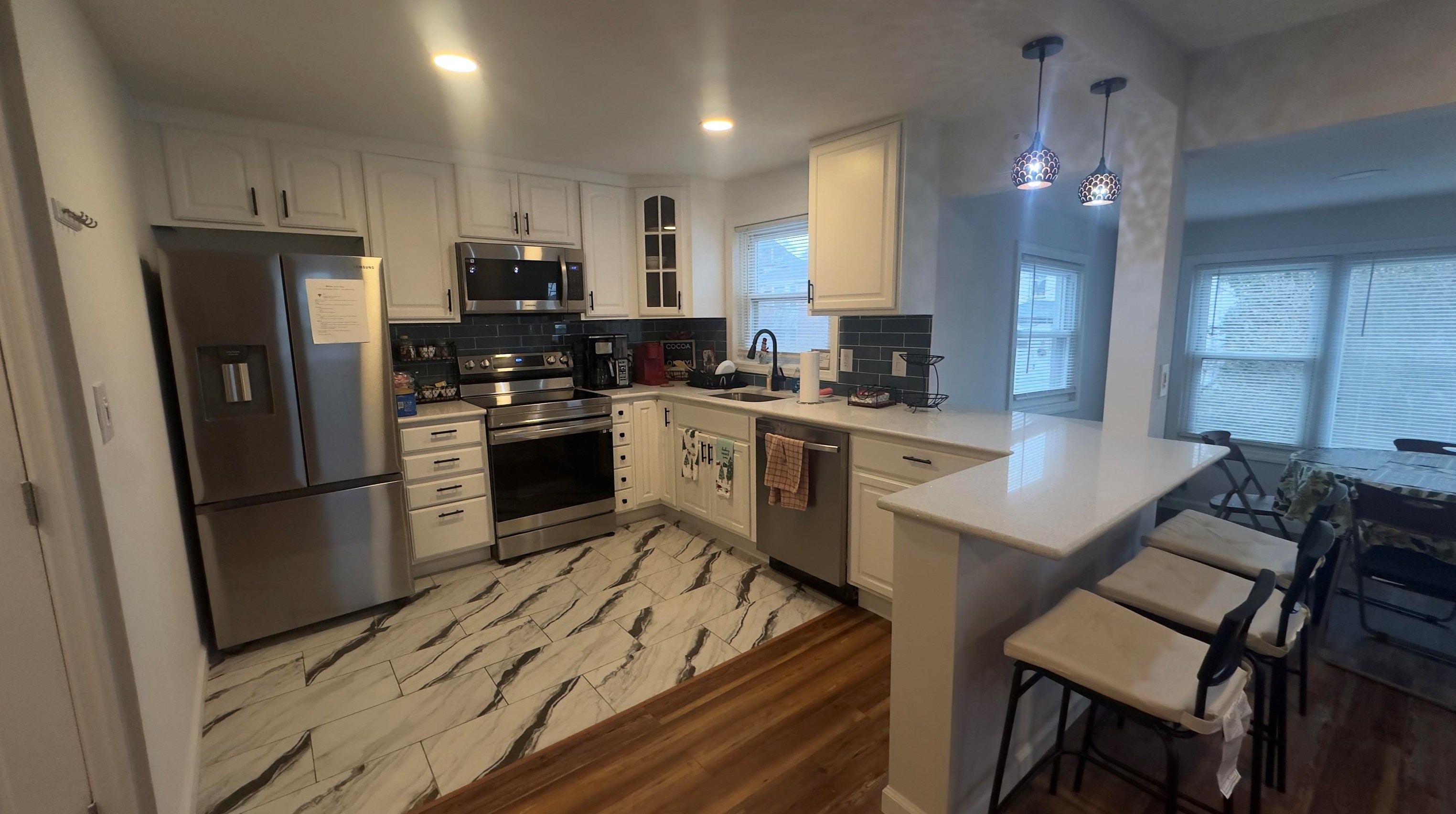 15 77th St #2, North Bergen, NJ 07047