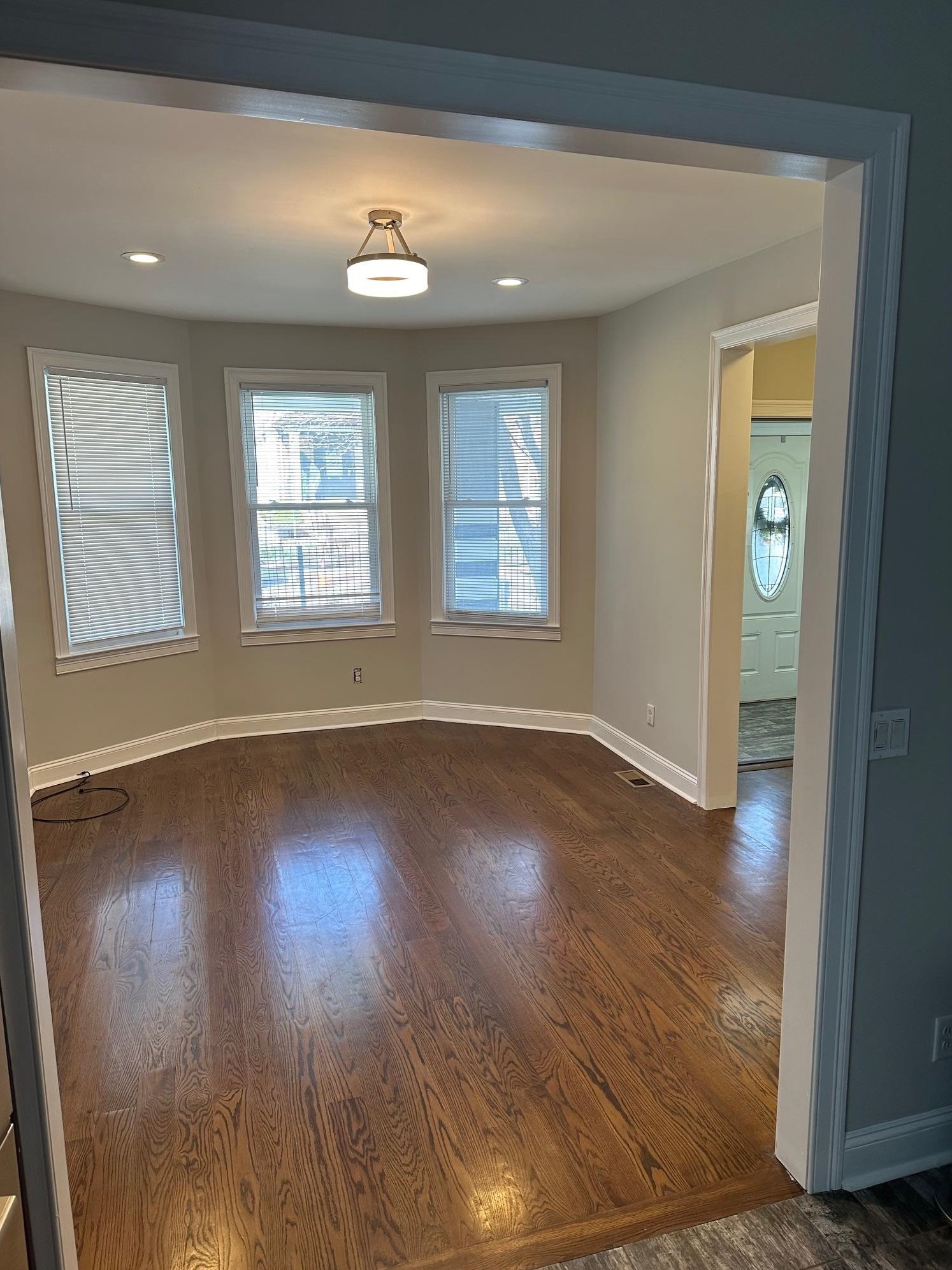 538 Garfield Ave, Jersey City, NJ 07305-4017